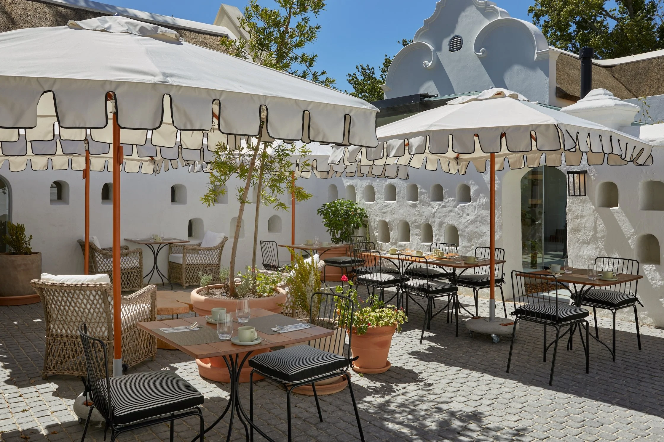 MN Courtyard  (3).jpg