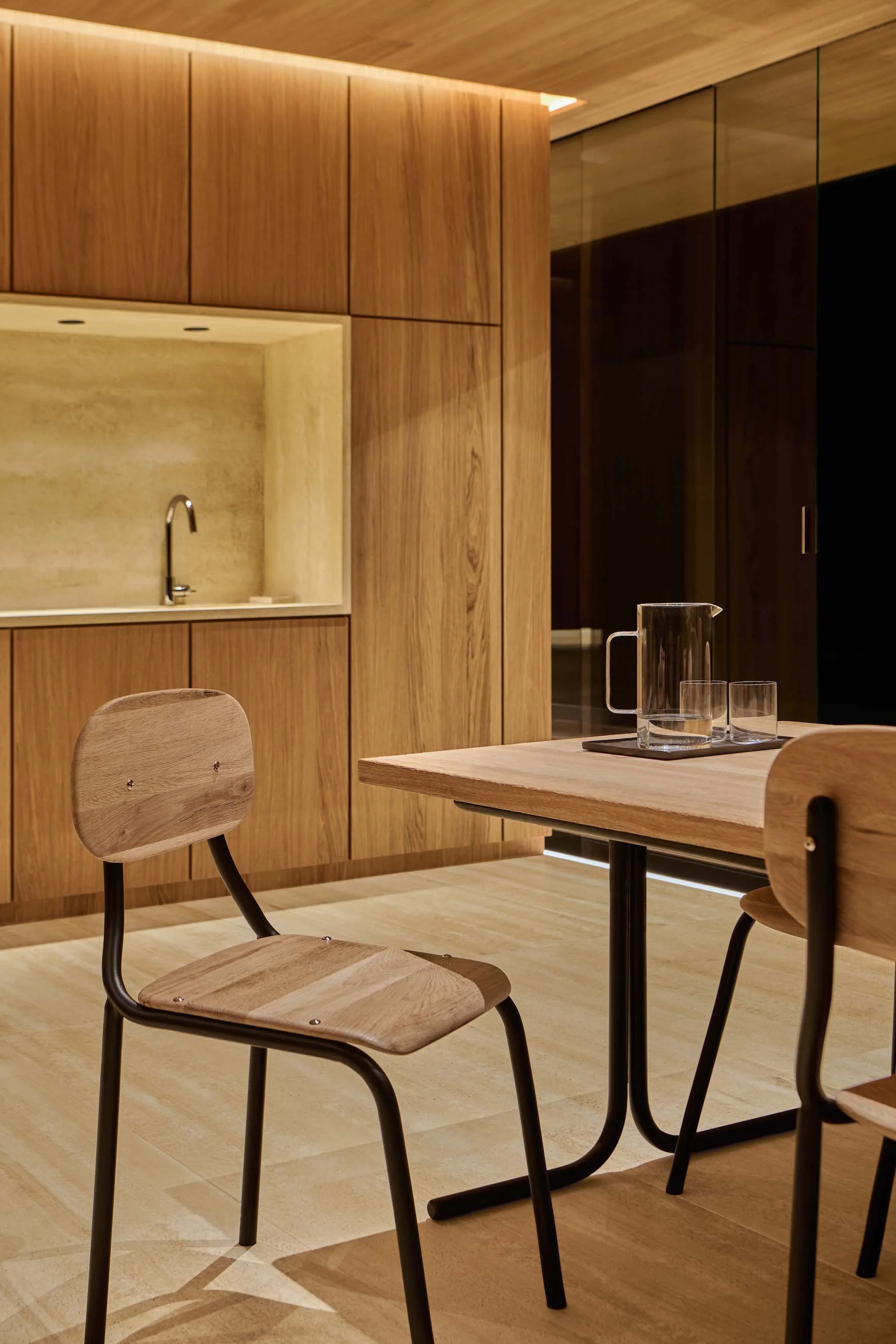 LOUIS VUITTON MENrsquo;S FALL WINTER 2026 EMPTY SET 10-29.jpg