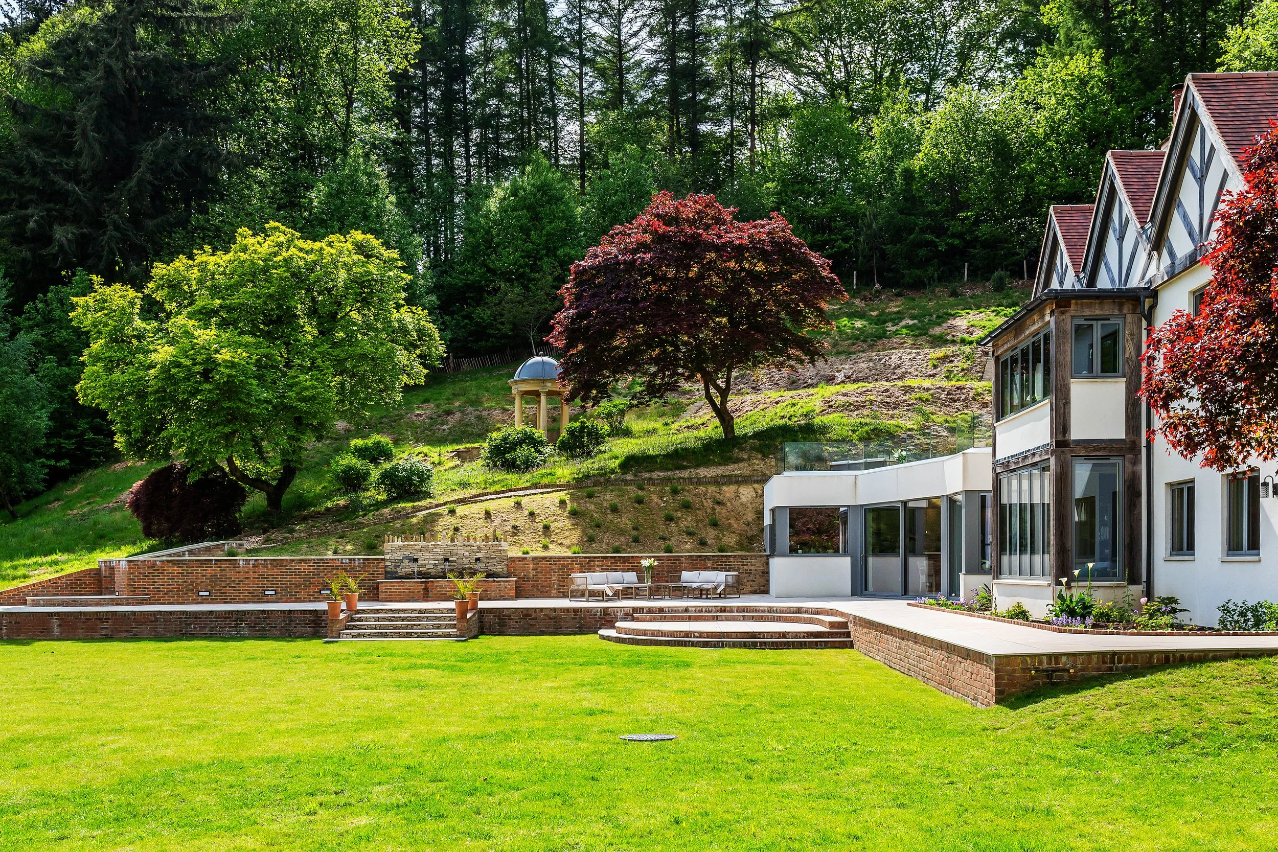 View of patio water feature from garden [L].jpg