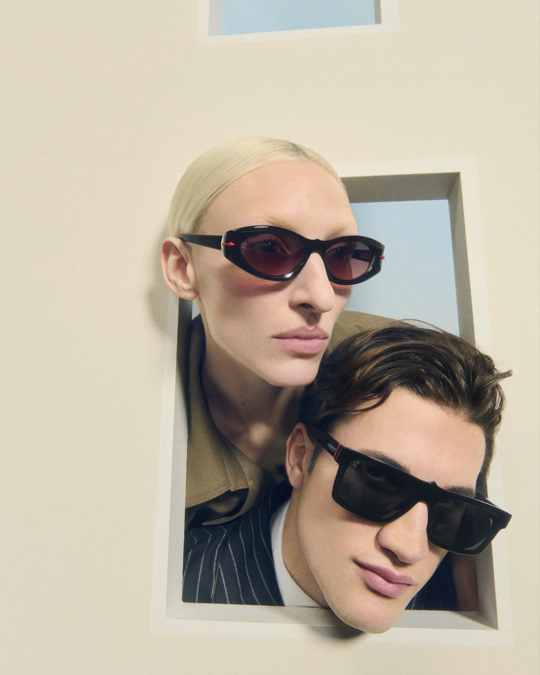 Shot 10_Image 24_Eyewear_070_V6_4x5.jpg