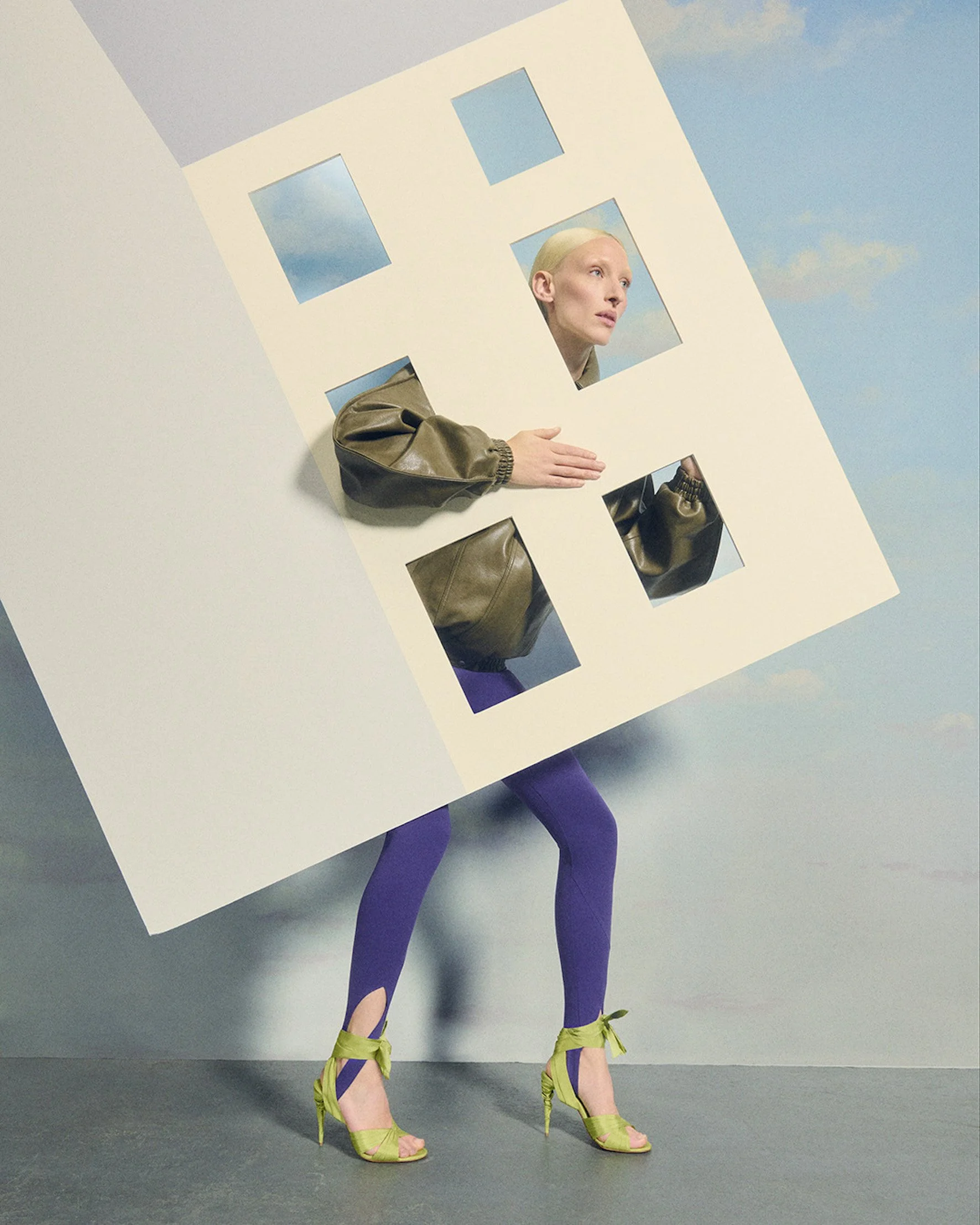 Shot 11_Image 22_Focus Look_146_V4_4x5.jpg