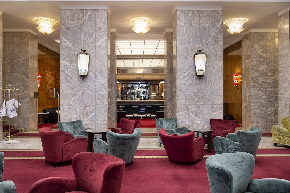 Bettoja Hotels_Hotel Mediterraneo_Hall.jpg