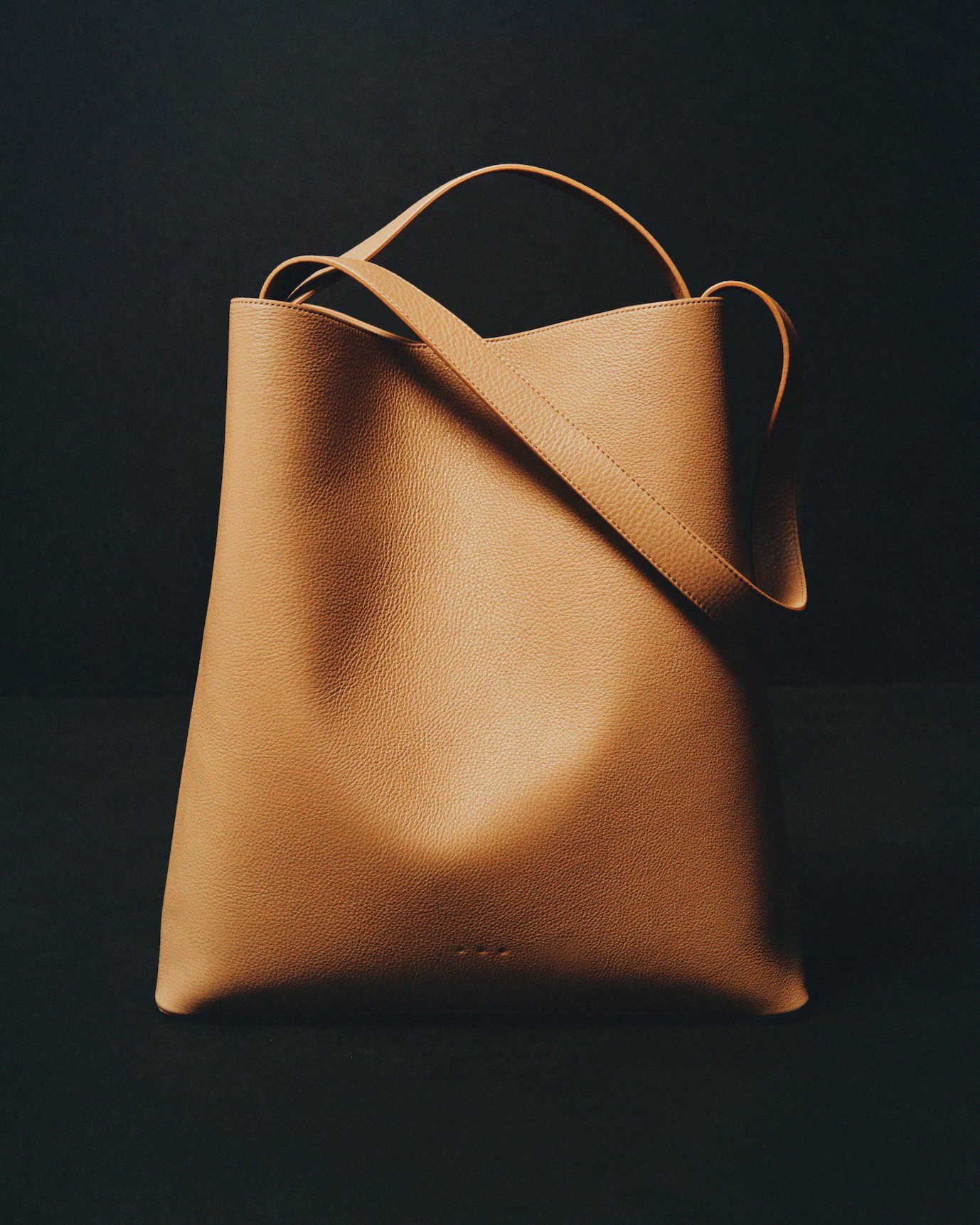 Copy of VIC_AE_FW26_00190_STILL LIFE_0002_R1.jpg