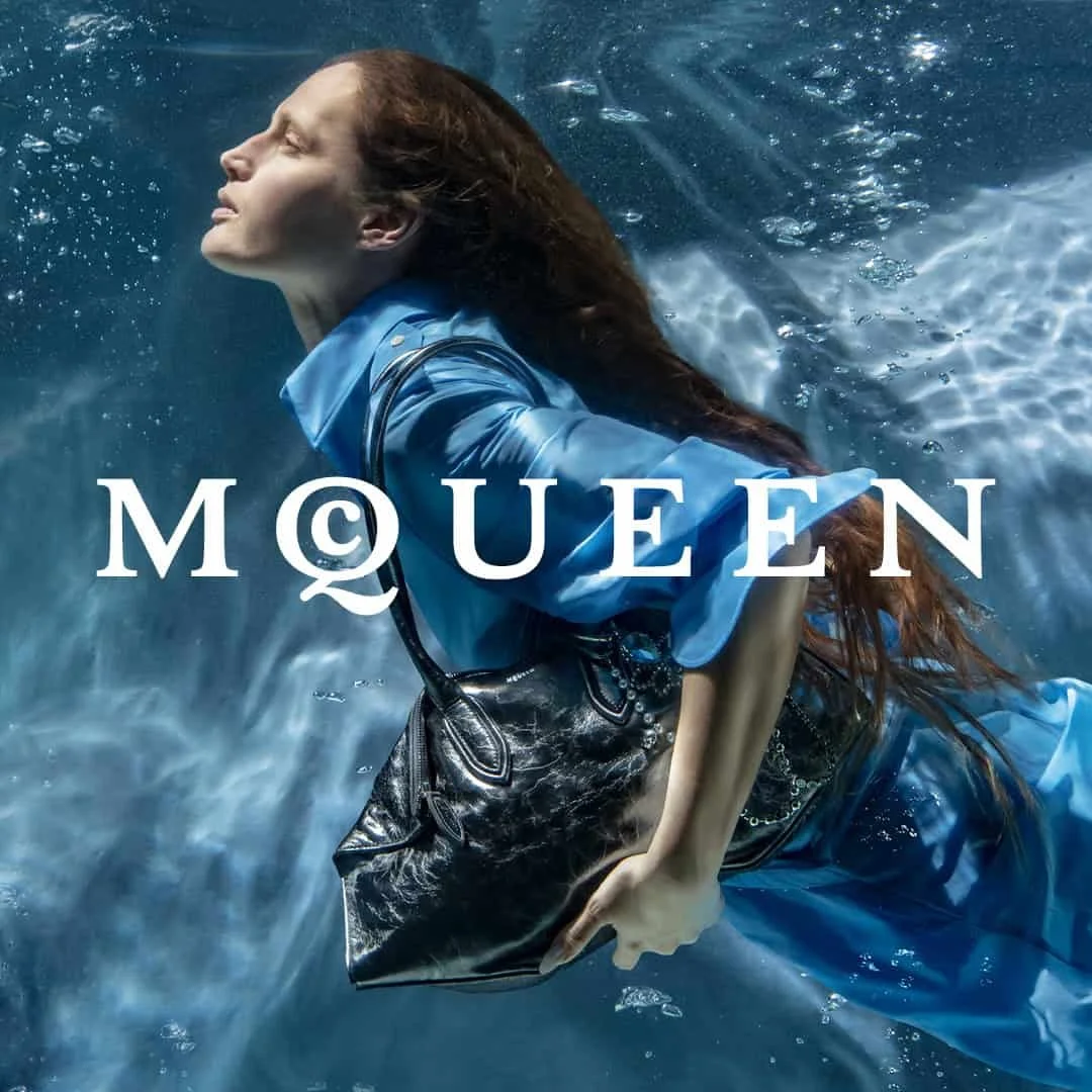McQUEEN-S26-MANTA-BAG-CAMPAIGN-DIGITAL-LOGO_1080x1080PX_4.jpg