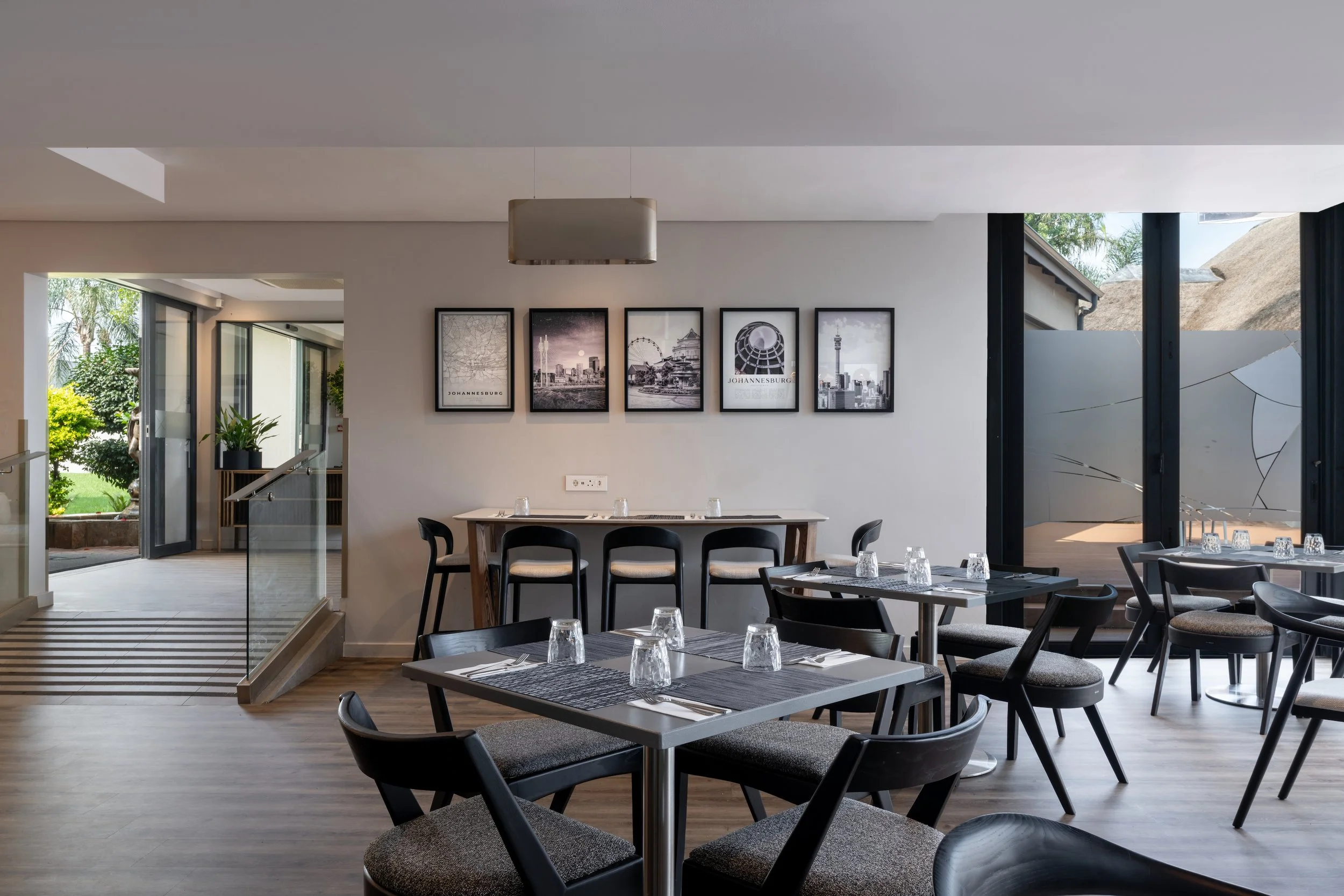 Boutique Building_Khoi Restaurant_Art_Walkway.jpg