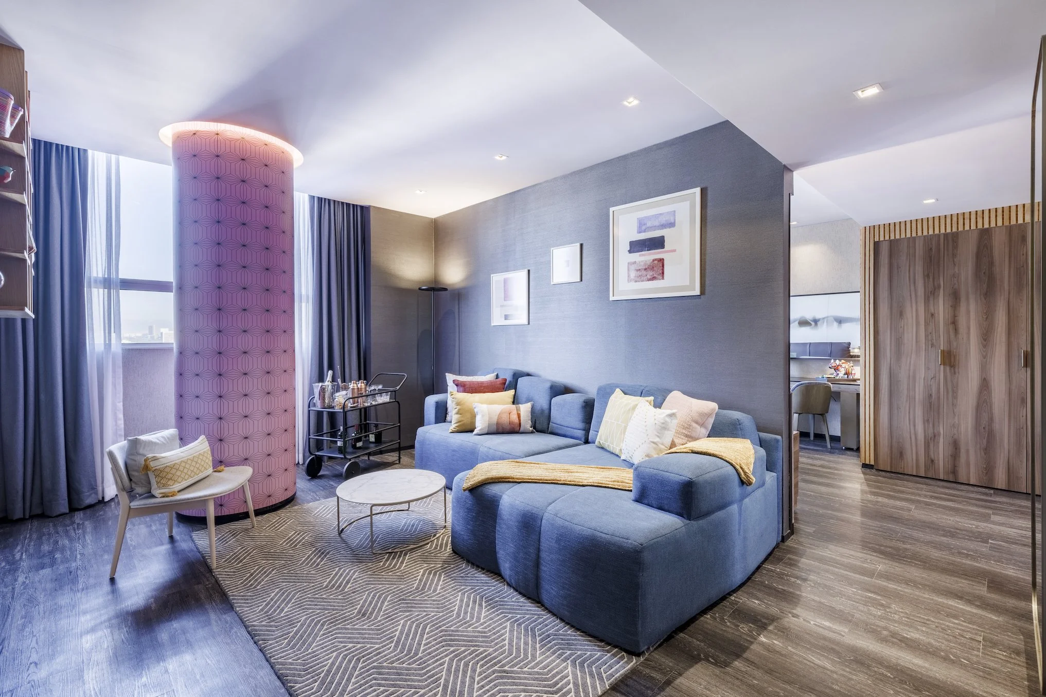 MEXAZ-Room-City-View-Suite-Sofa-Lounge-Blue.JPG