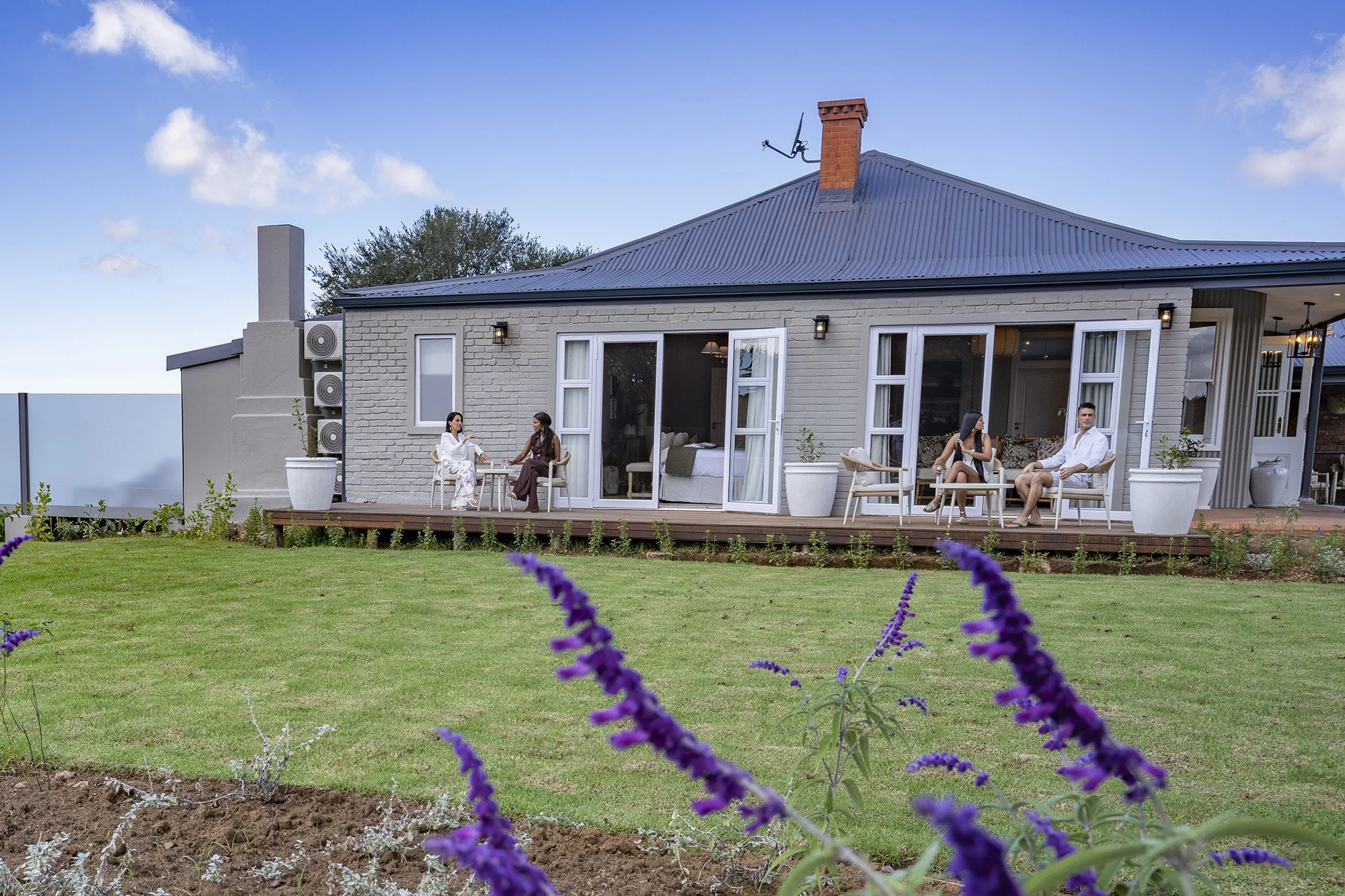 Signature Villa Homestead lifestyle-sml.jpg