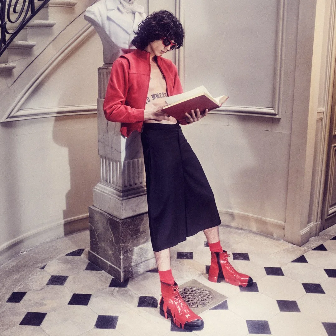 LOUBOUTIN_FALL26_MEN_AD CAMPAIN_1080x1080_01.jpg