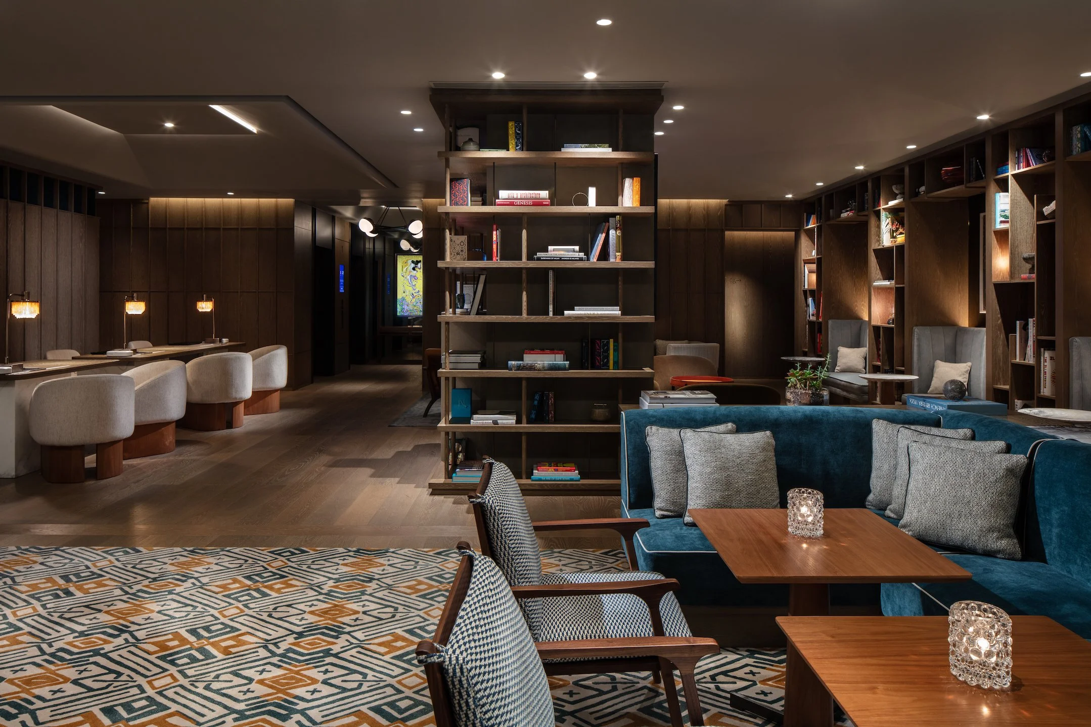 The Hari HK - The Lounge - Interior 3.jpg
