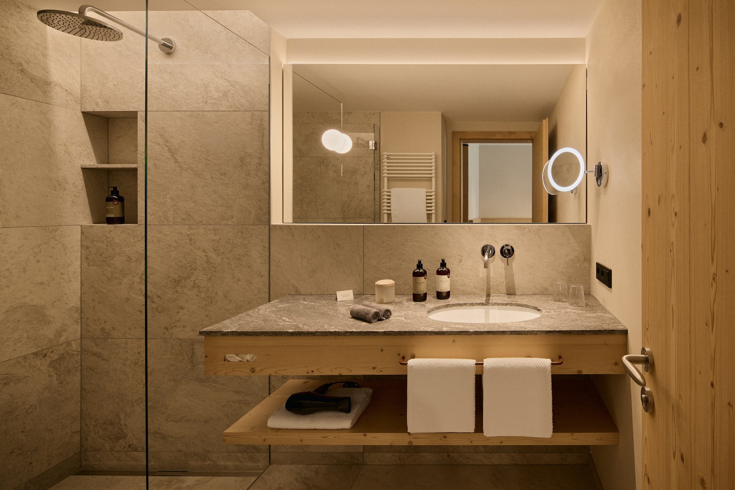 10-MatteoThun&Partners_HotelBellaVista©LucaVisciani_DanielMerler.jpg