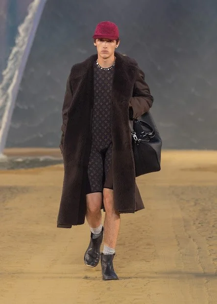 LOUIS-VUITTON-MENrsquoS-SPRING-SUMMER-2027-LOOK-74.jpg