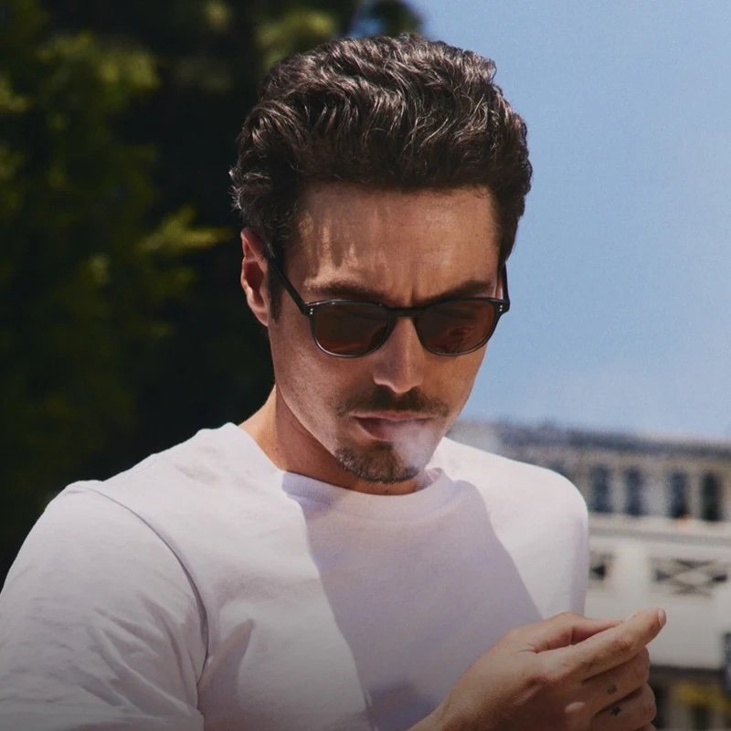 oliver-peoples-summer-2026-campaign-fairmont-sun-twilight-gradient-cognac.jpg.jpeg