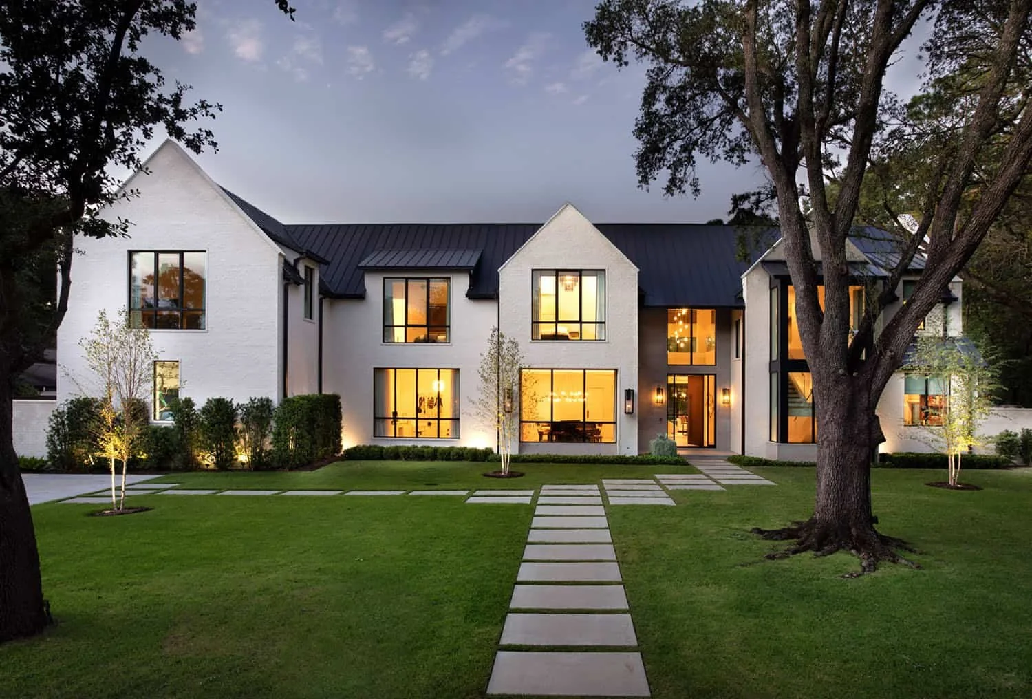 How to Easily Maintain Your Home's Curb Appeal