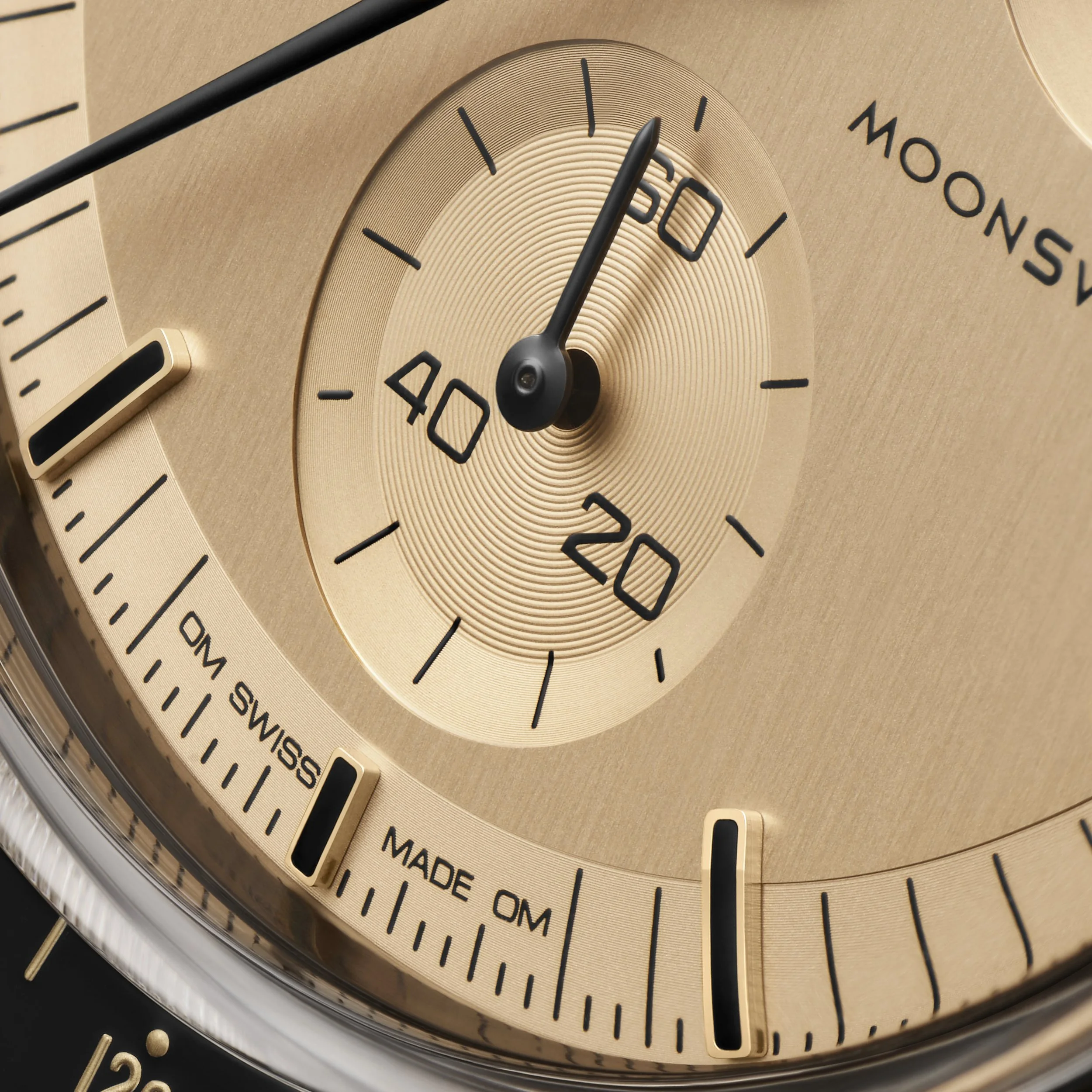 sp01_26_Moonswatch_1969_SSX01B700_picture_close-up OM_HD.jpg
