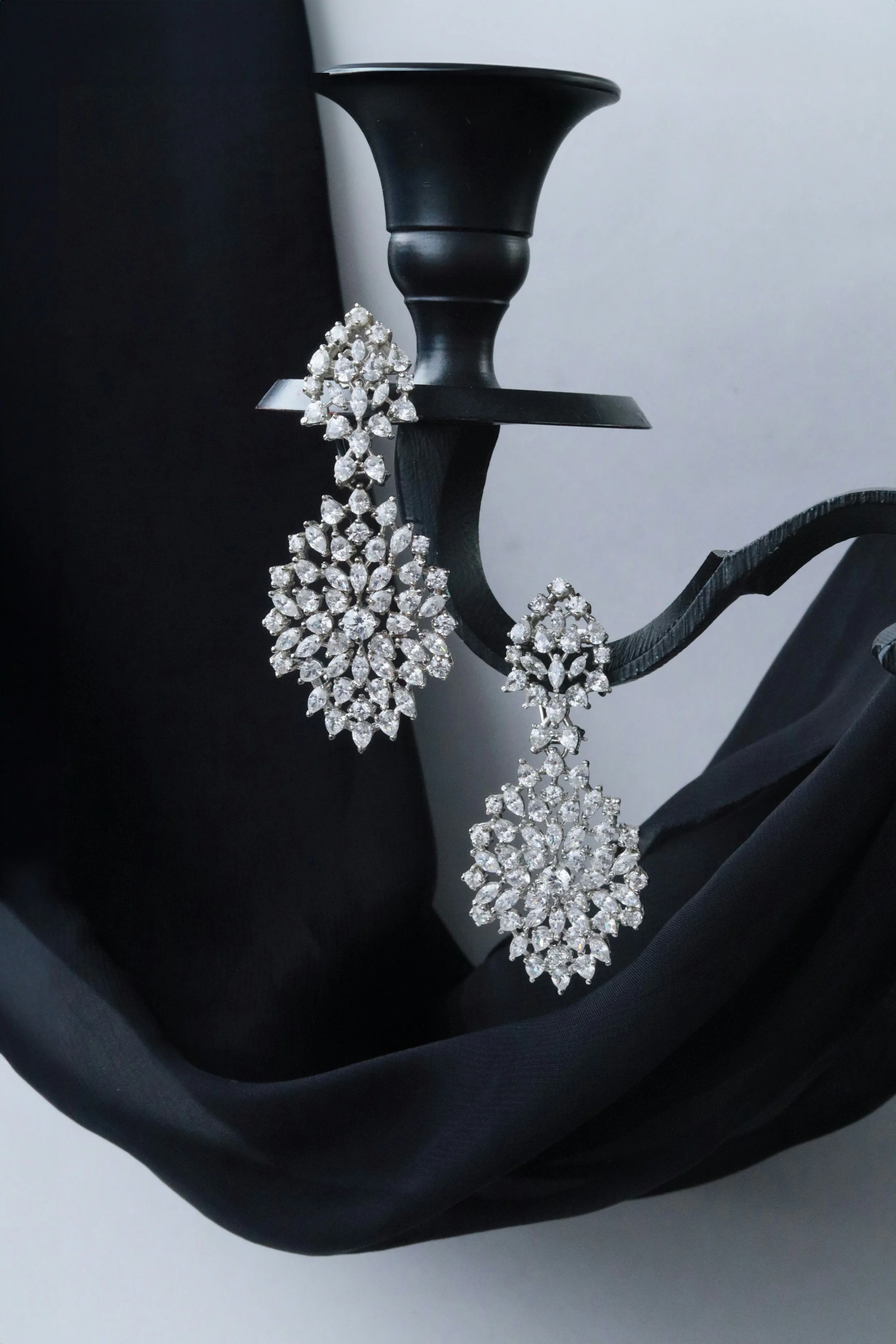 How to Choose the Perfect Lab Grown Diamond Engagement Ring for Your Style and Budget
