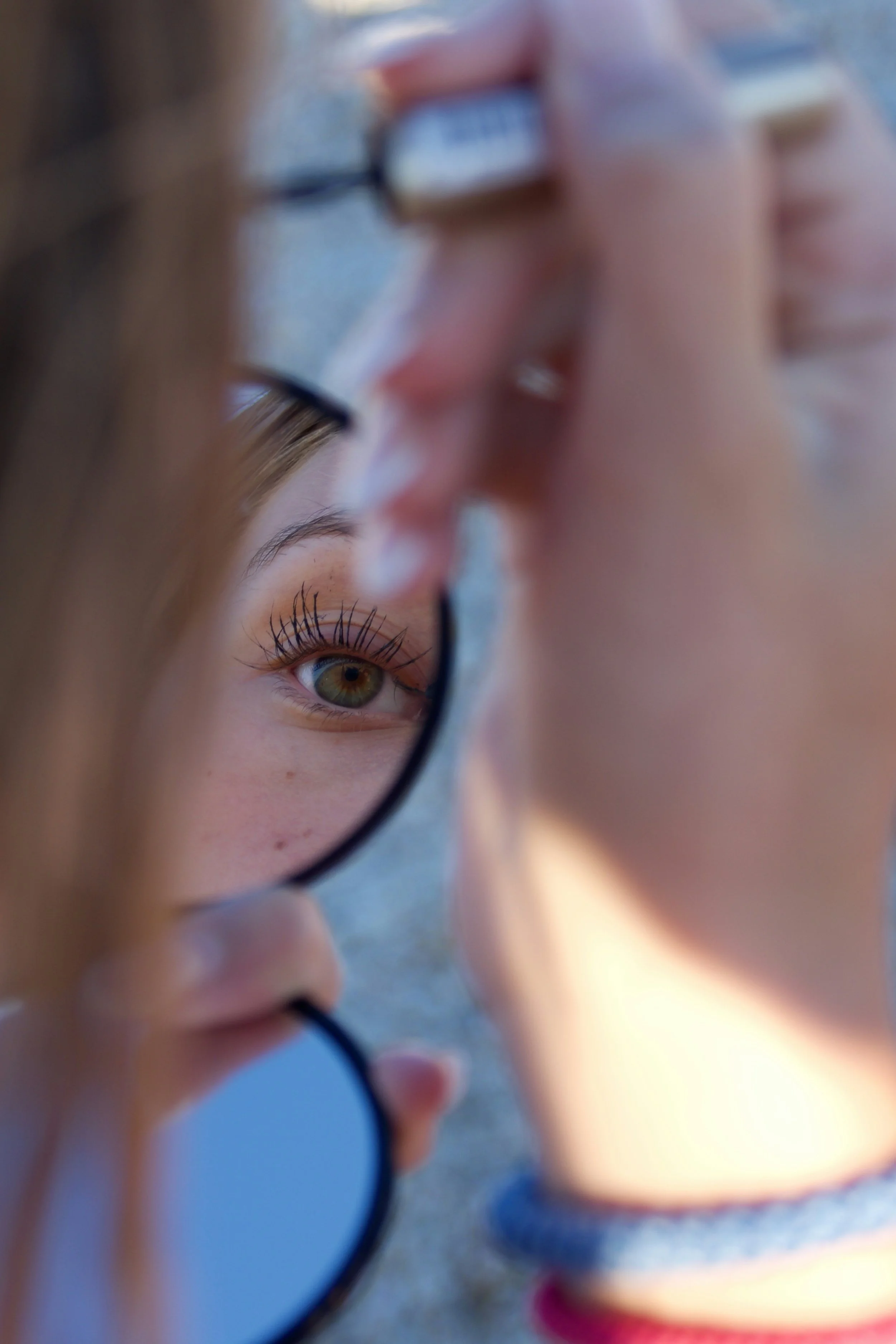 Can You Use an Eyelash Growth Serum If You Have Sensitive Eyes?