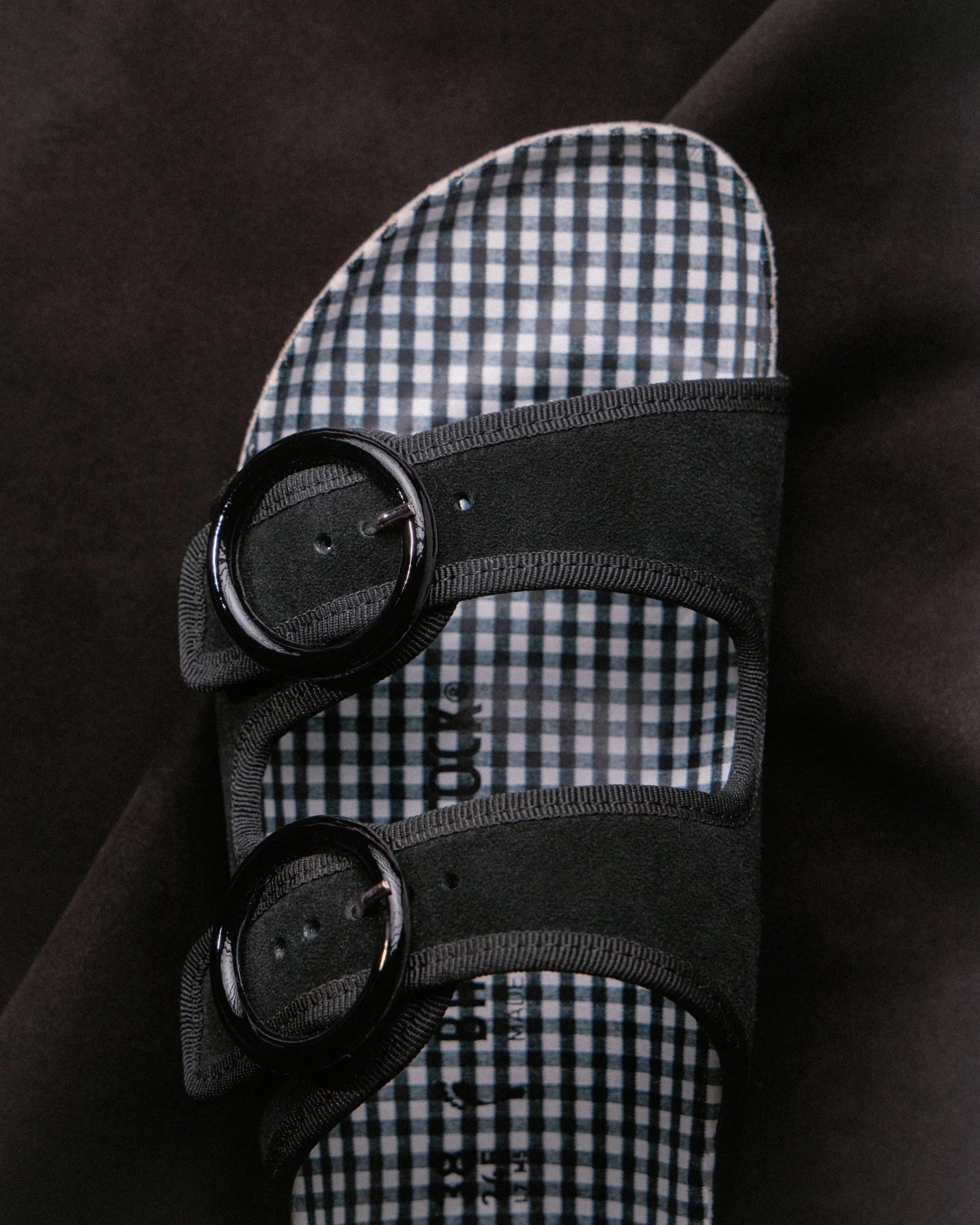 BIRKENSTOCK x Repetto Arizona Black (R8 999)_2.jpg