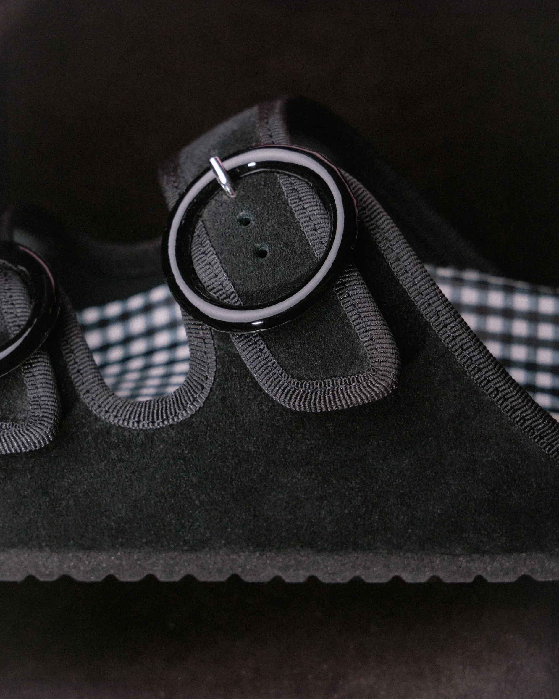 BIRKENSTOCK x Repetto Arizona Black (R8 999)_5.jpg