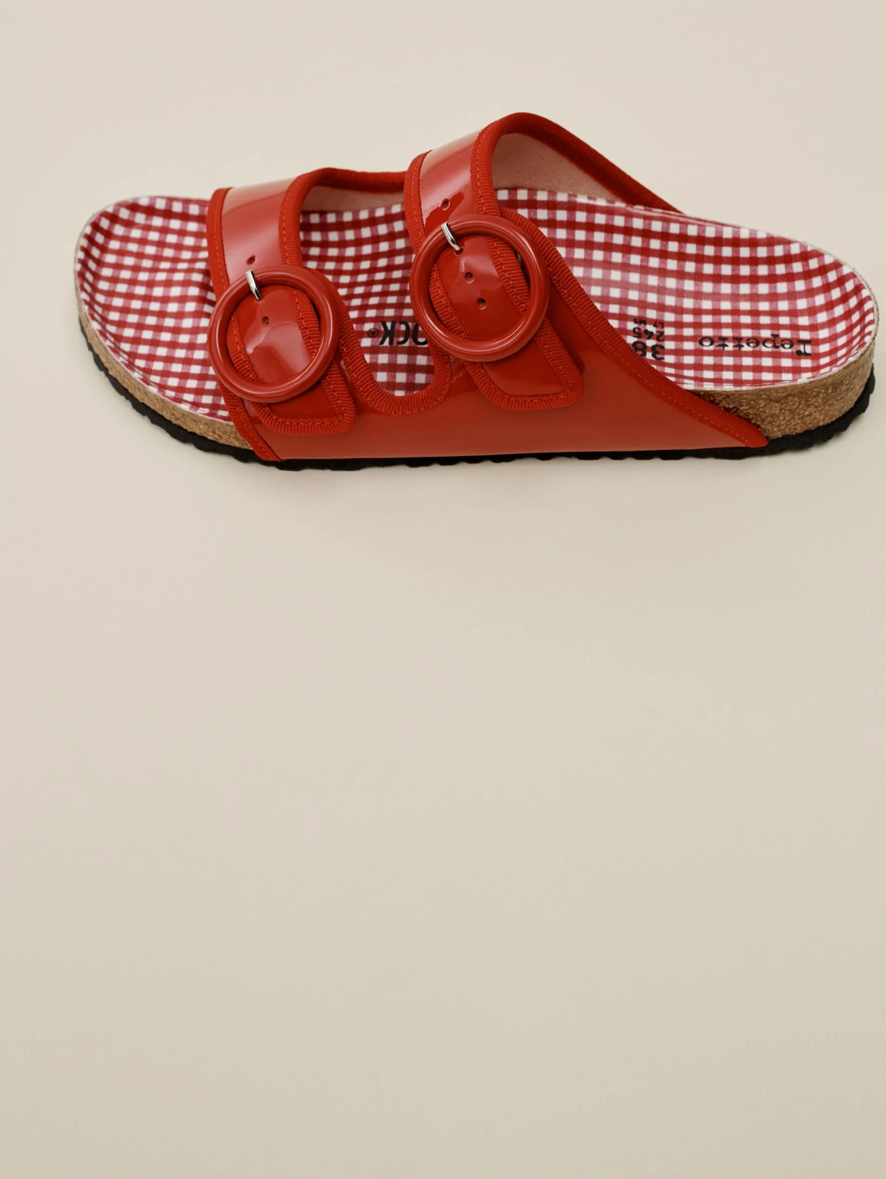 BIRKENSTOCK x Repetto Arizona Flame Red (R8 999)_6.jpg