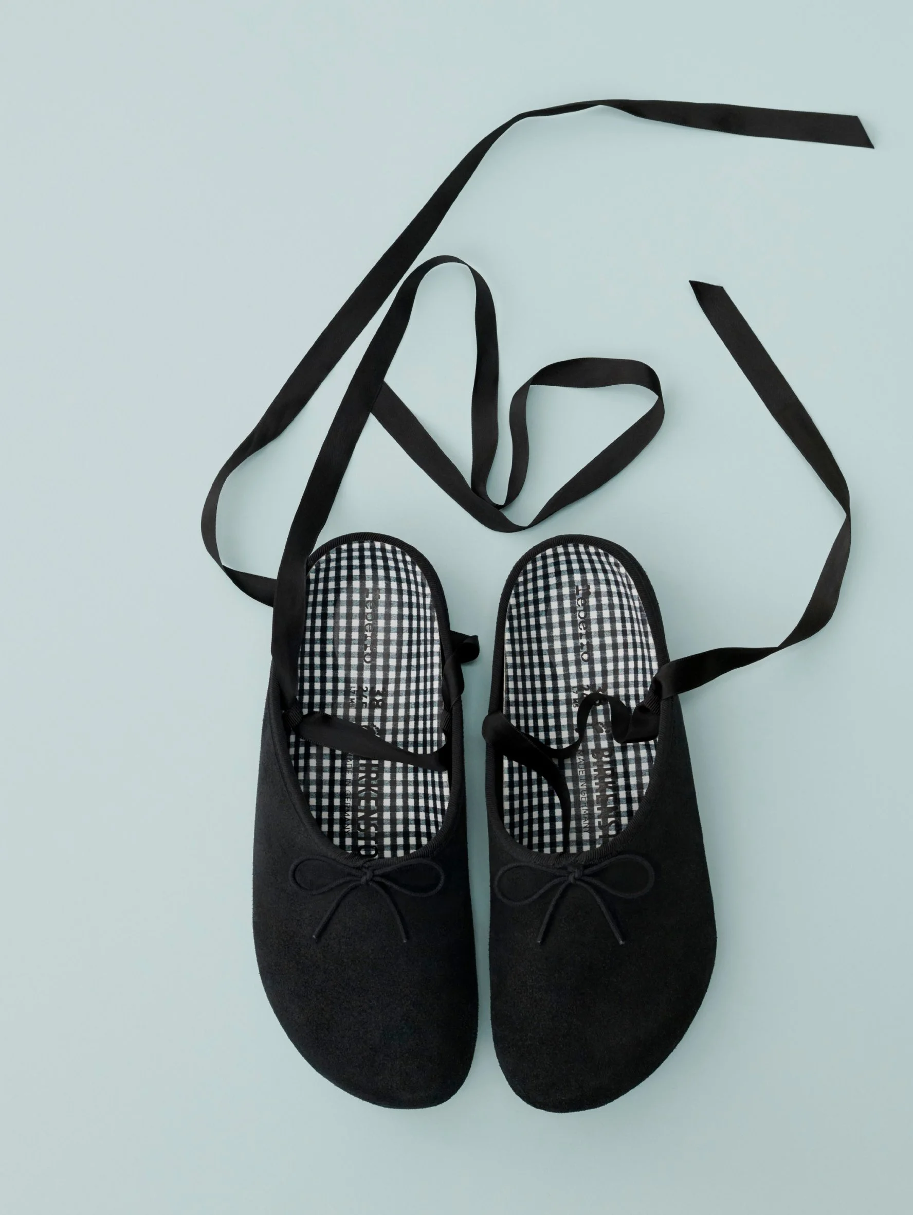 BIRKENSTOCK x Repetto Opera Black (R9 999)_4.jpg