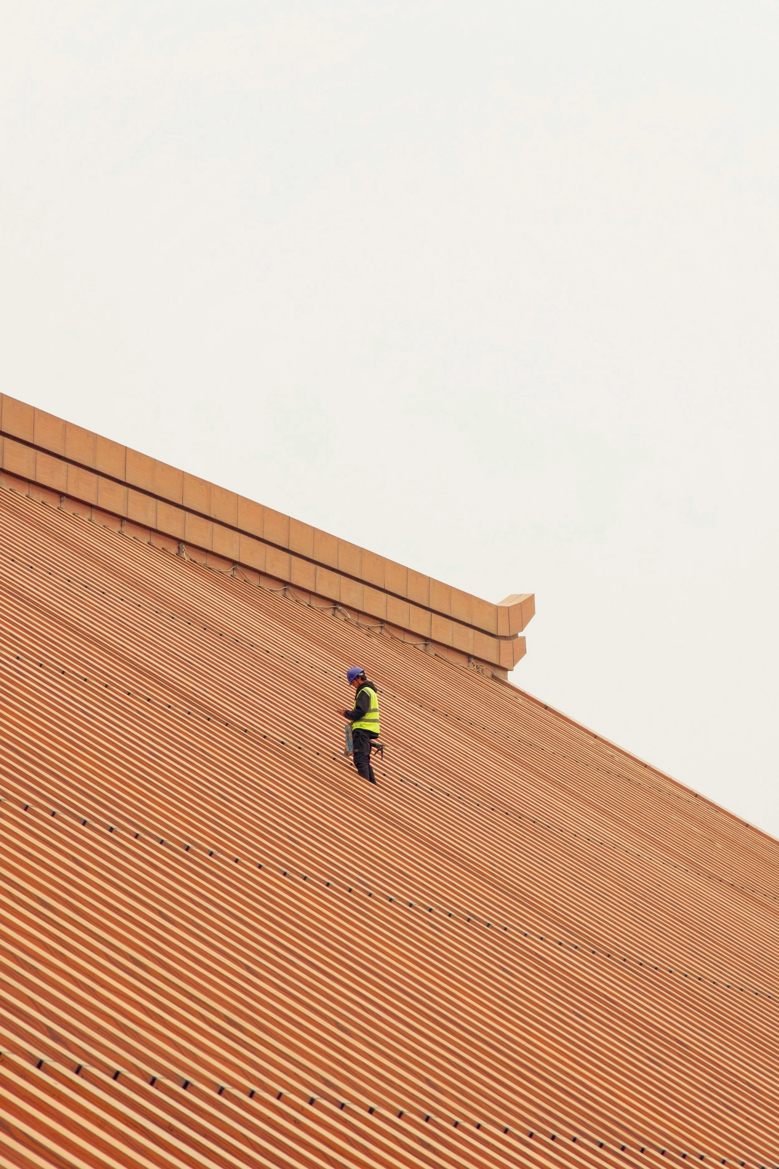 Key Commercial Roof Replacement Strategies in 2026