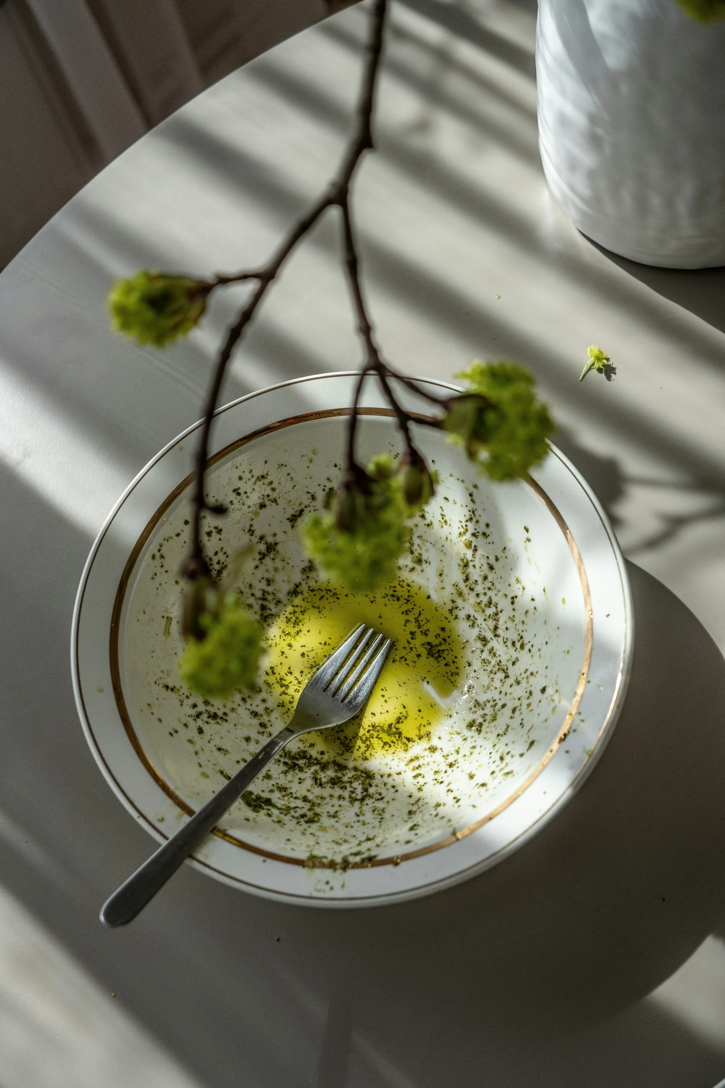 How Fresh Unfiltered Olive Oil Elevates Home Cooking