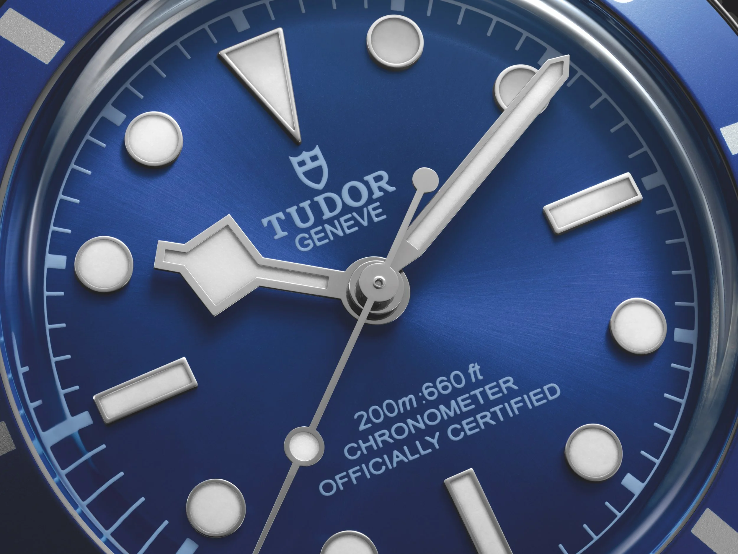 TUDOR_NP26_BLACK BAY 54 BLUE_LIFESTYLE (1).jpg