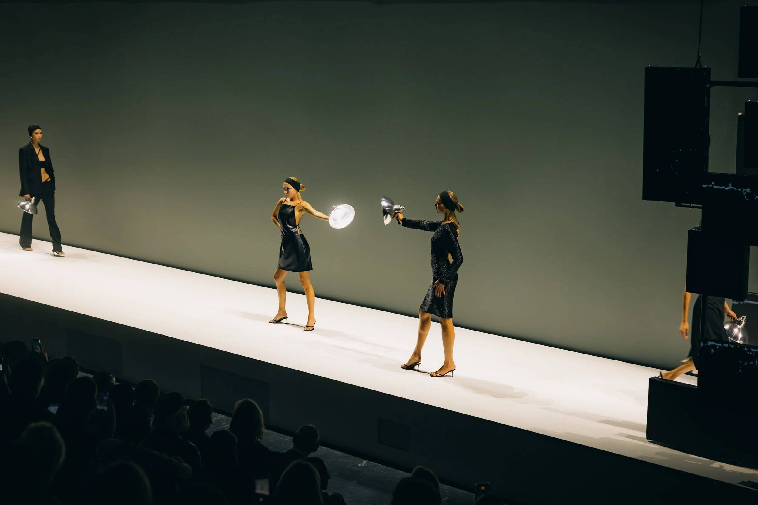 260917-H&M&YOU&I-LFW26-JakeDavis-@jakephilipdavis-@khromacollective-5124-13232.jpg