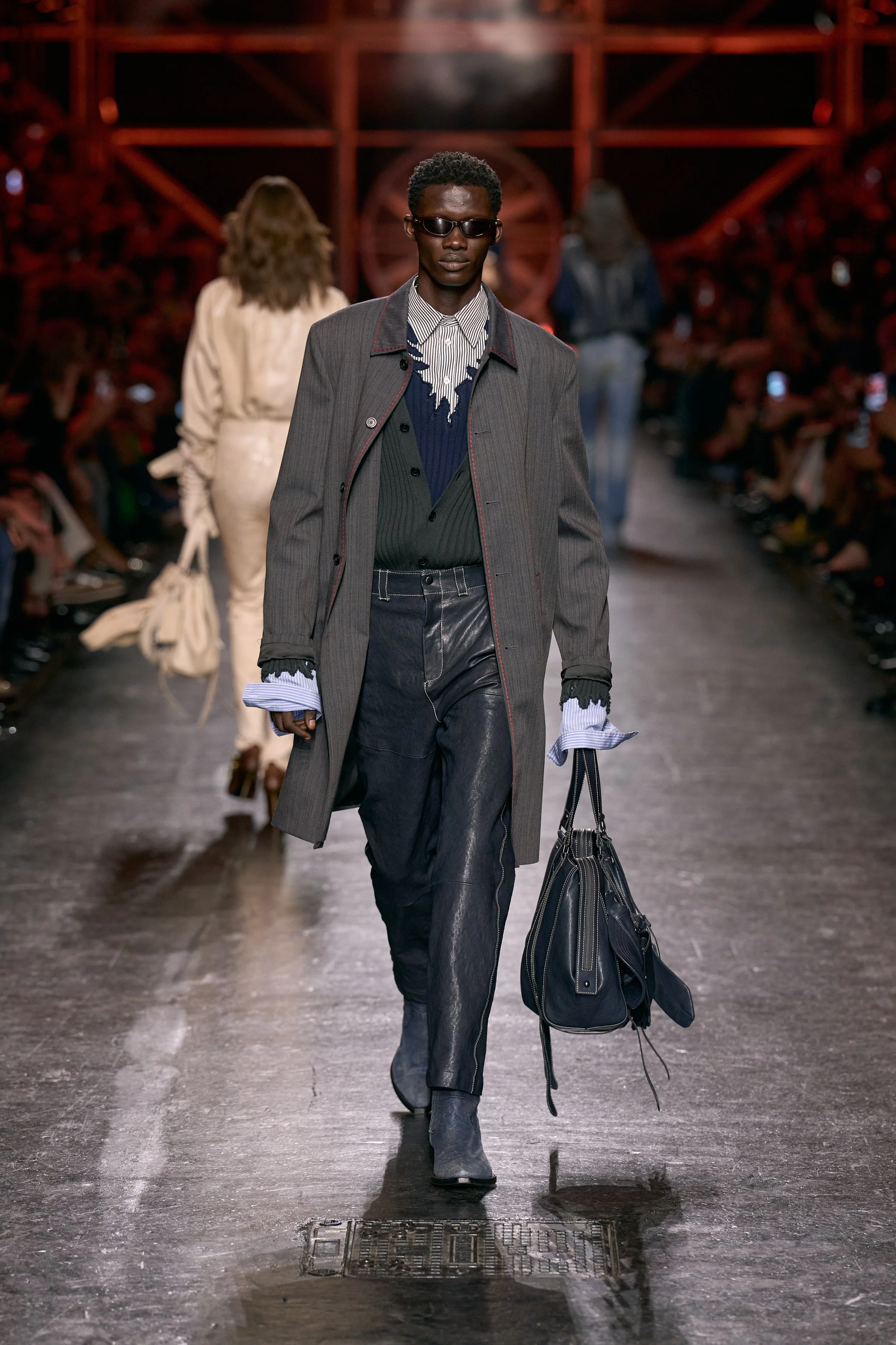 Look 04.jpg