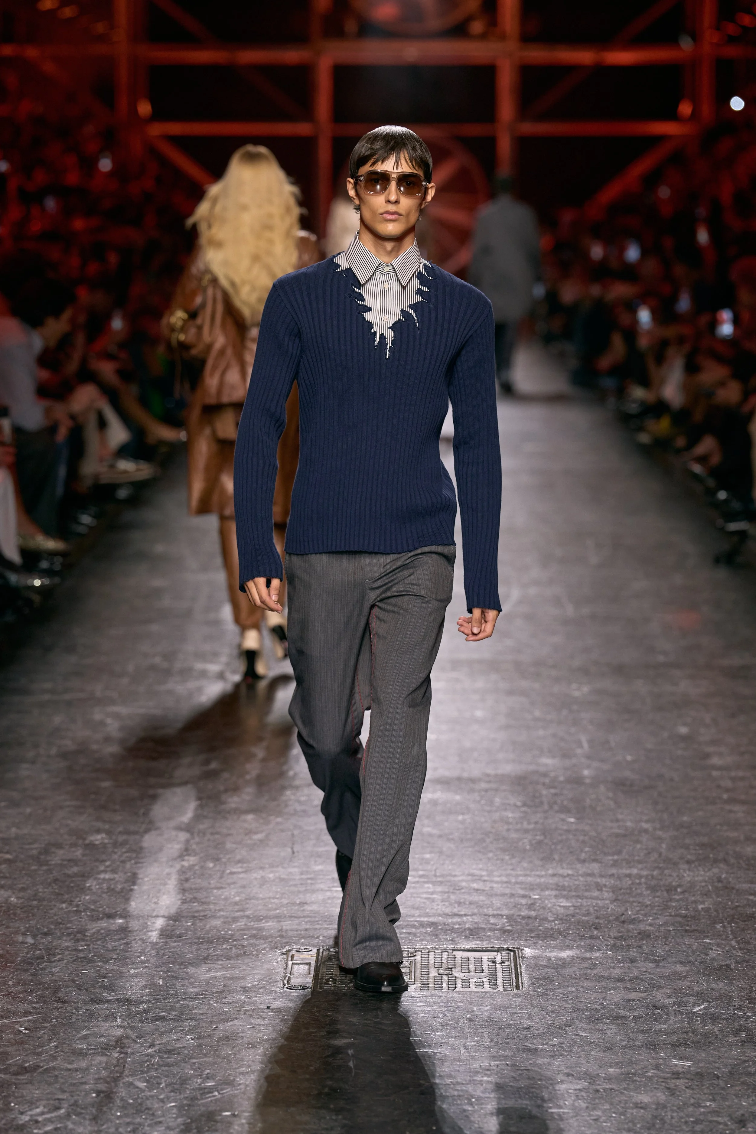 Look 06.jpg