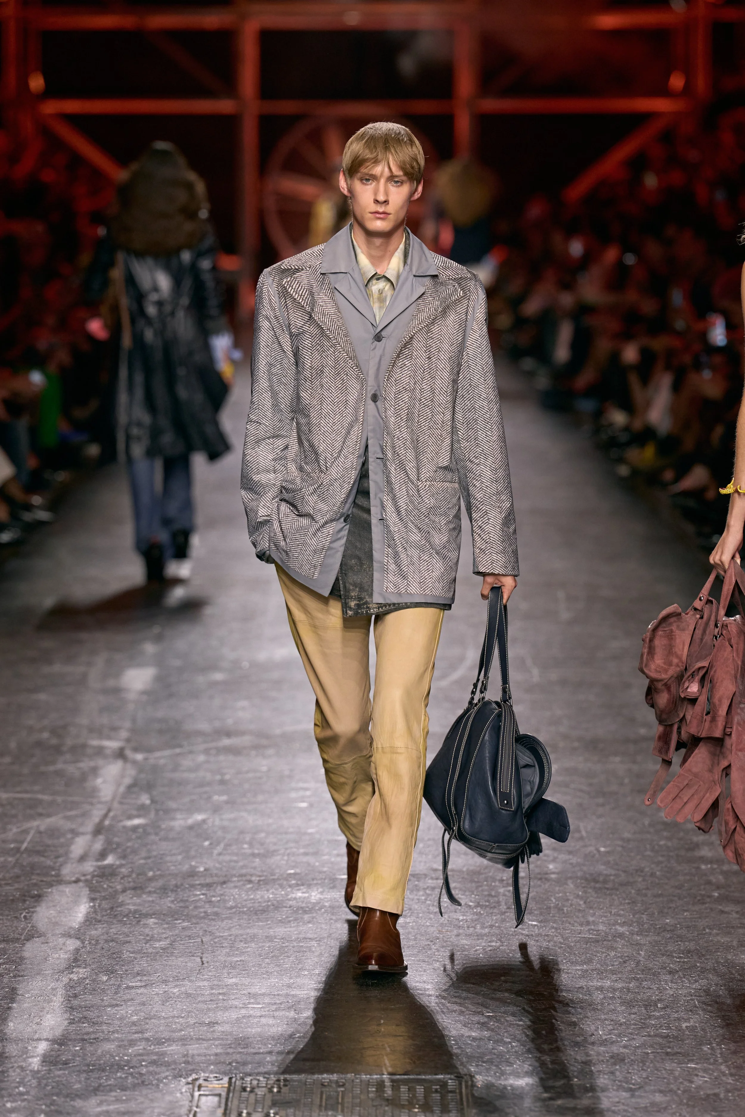 Look 11.jpg