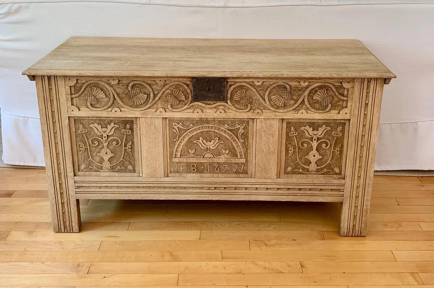 Reproduction Puritan Chest