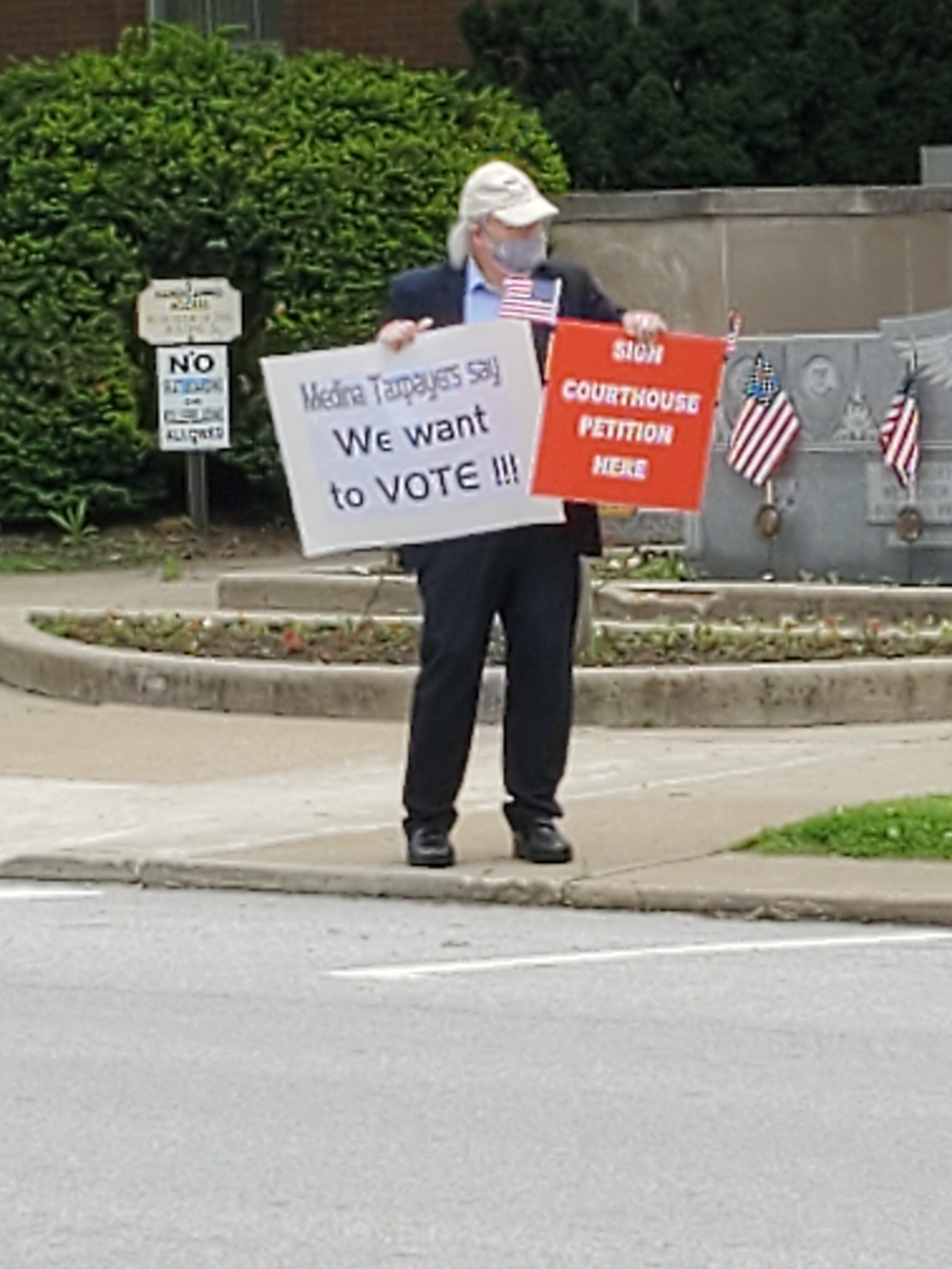 Courthouse Rally  - 5-20-20  12.jpg