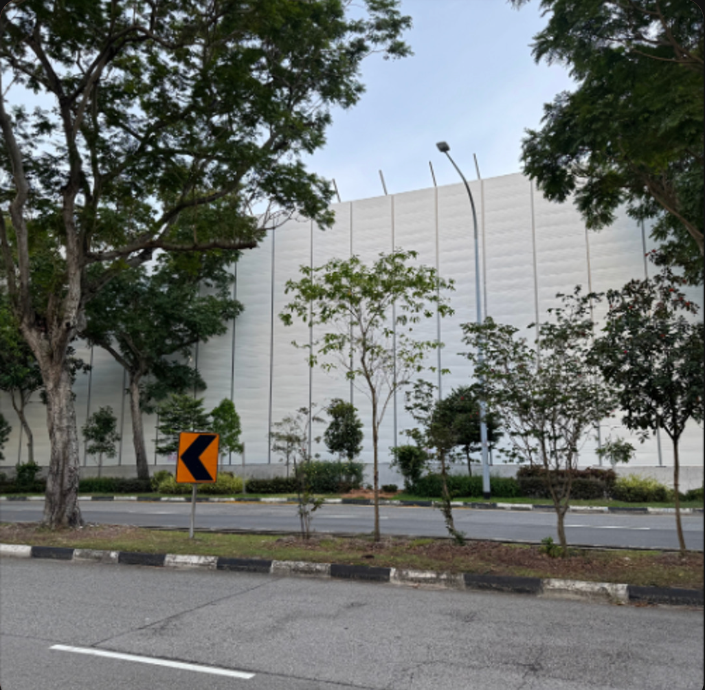 Listening to Cicadas, Urban Ecologies, and Oddkin in Singapore