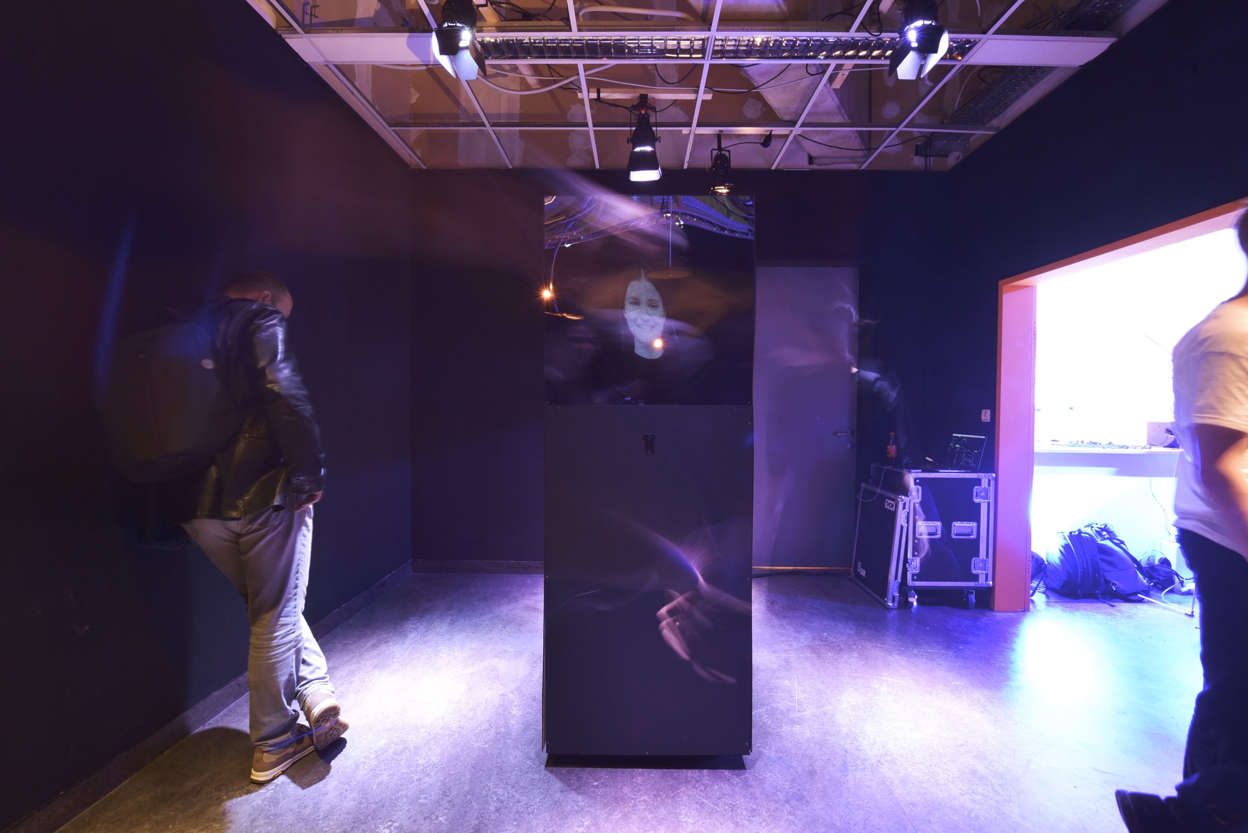 Holon-Cube at AE_SabrinaDu.jpg