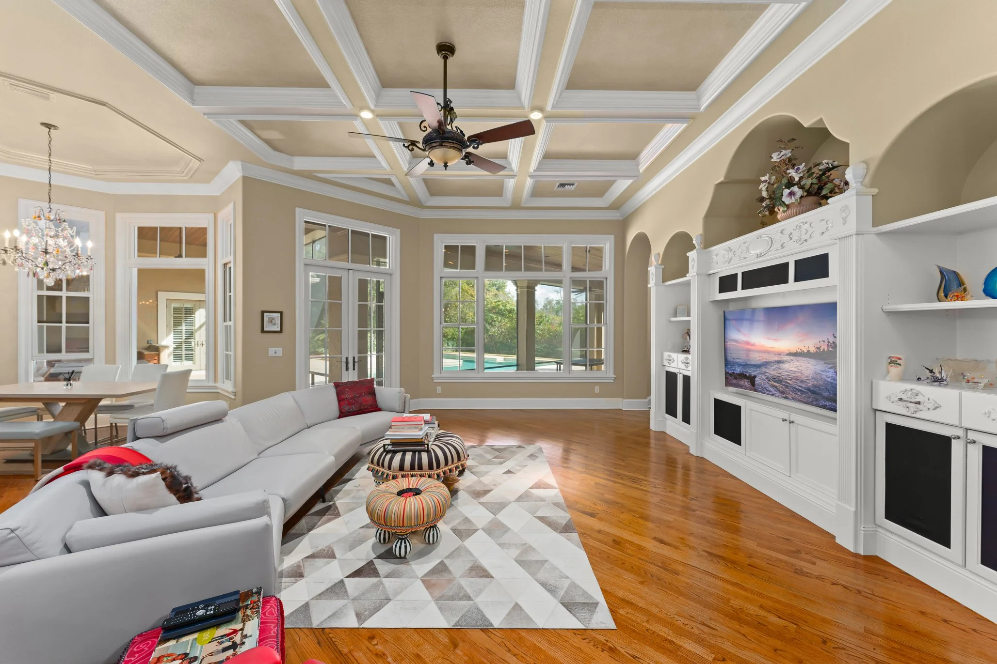 20_6248 Louise Cove Dr 044.jpg