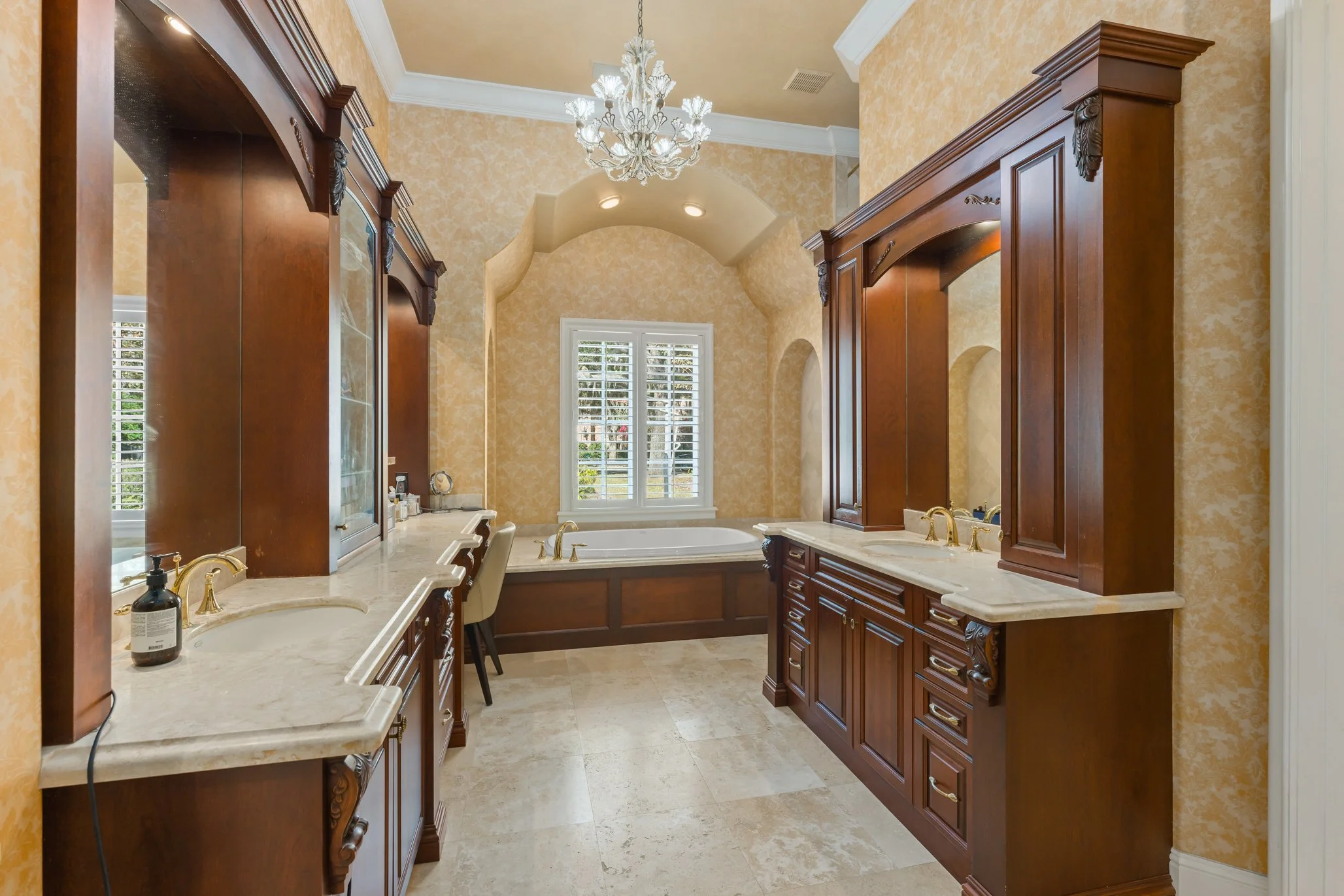 29_6248 Louise Cove Dr 030.jpg