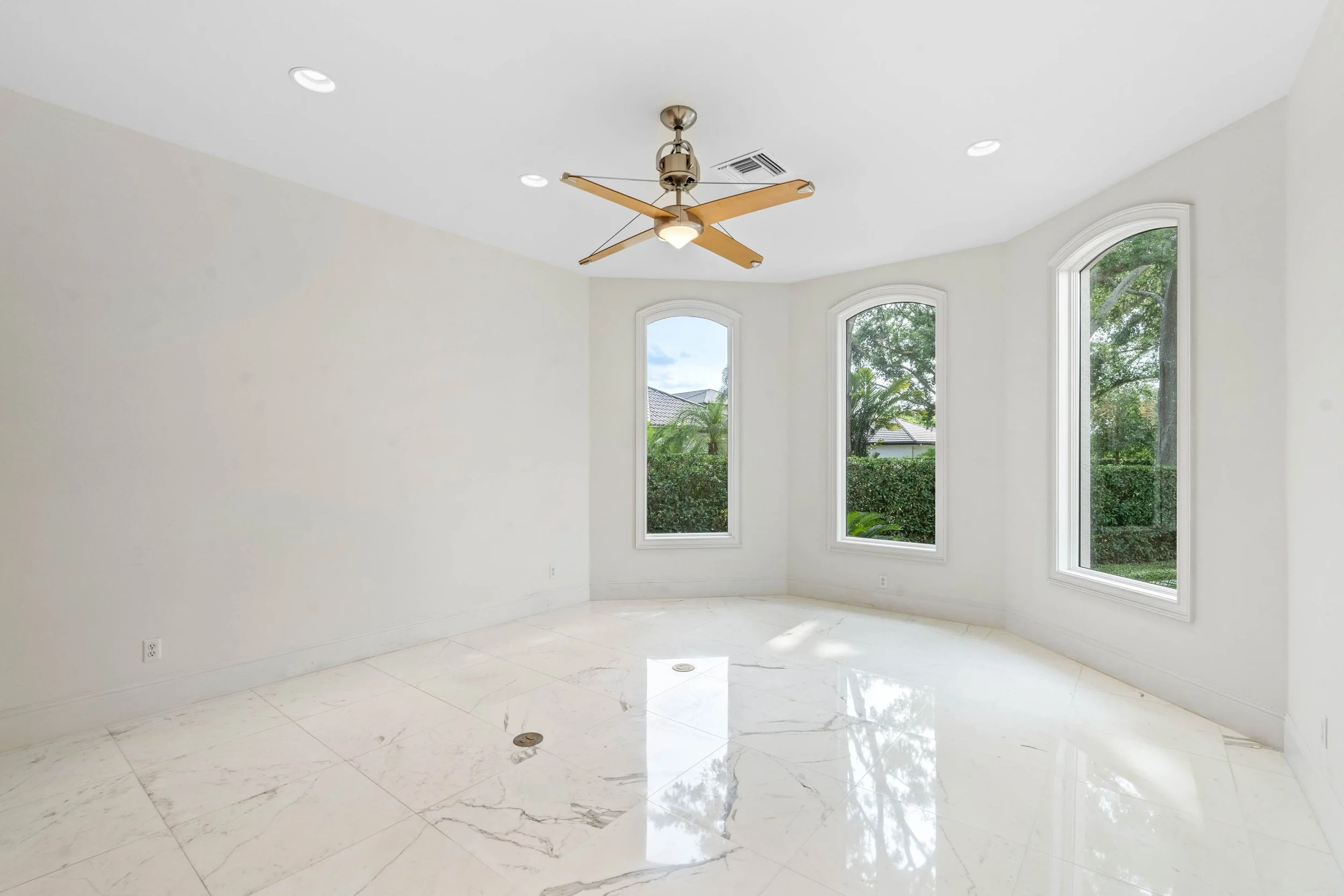 9701-lake-isleworth-court--windermere--fl-34786---07.jpg