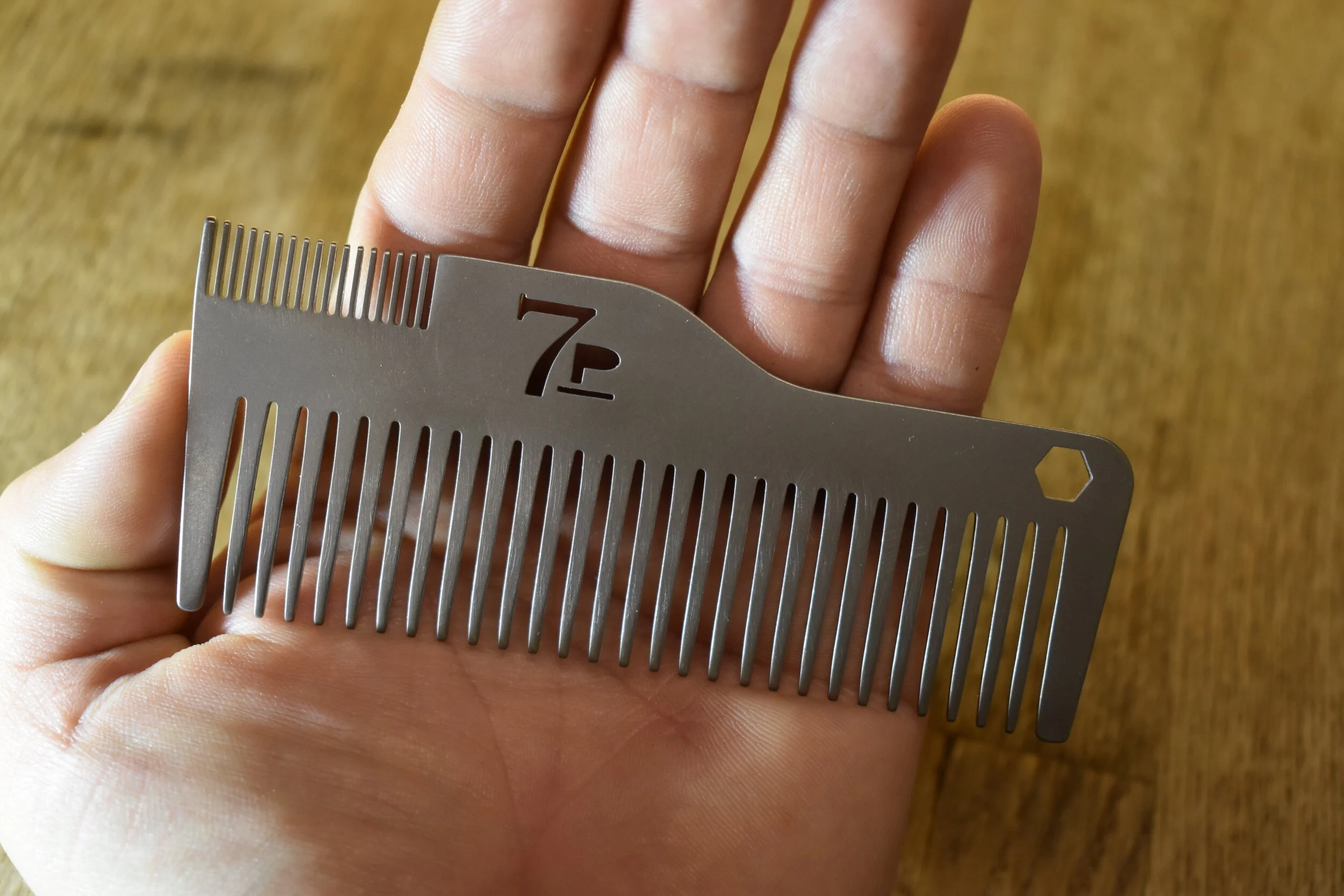 COMB_4.JPG