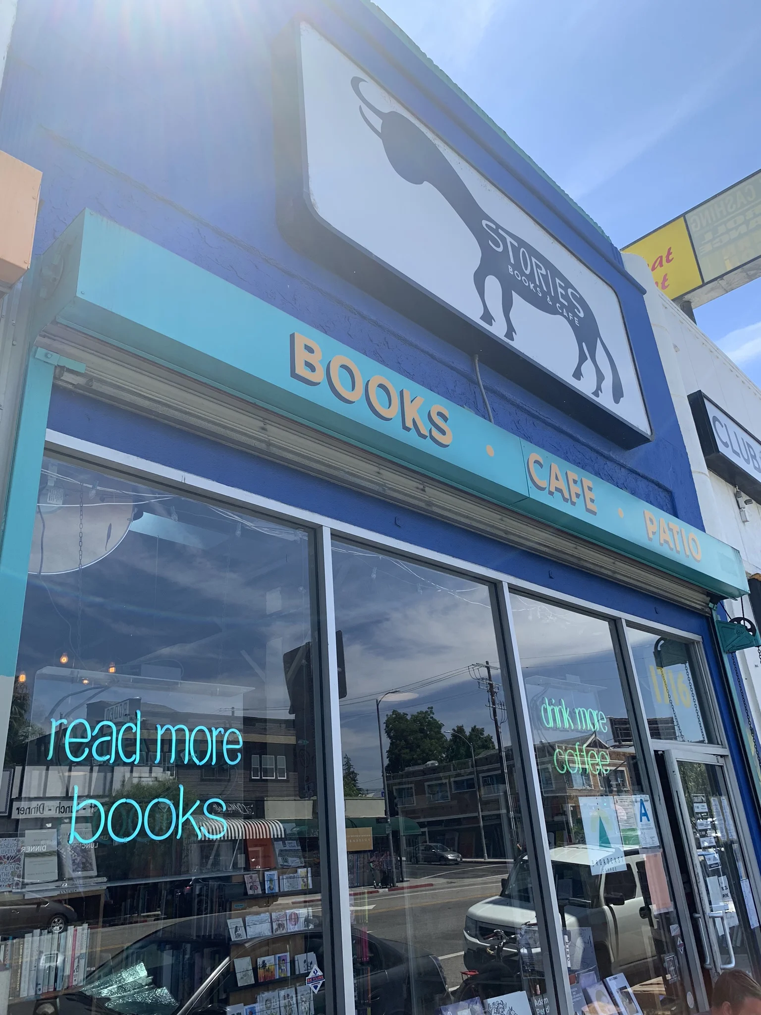 Best Bookstores in Los Angeles — Chic Reads The World's Best