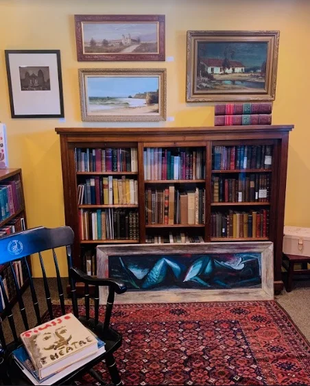 Lost Horizon Bookstore