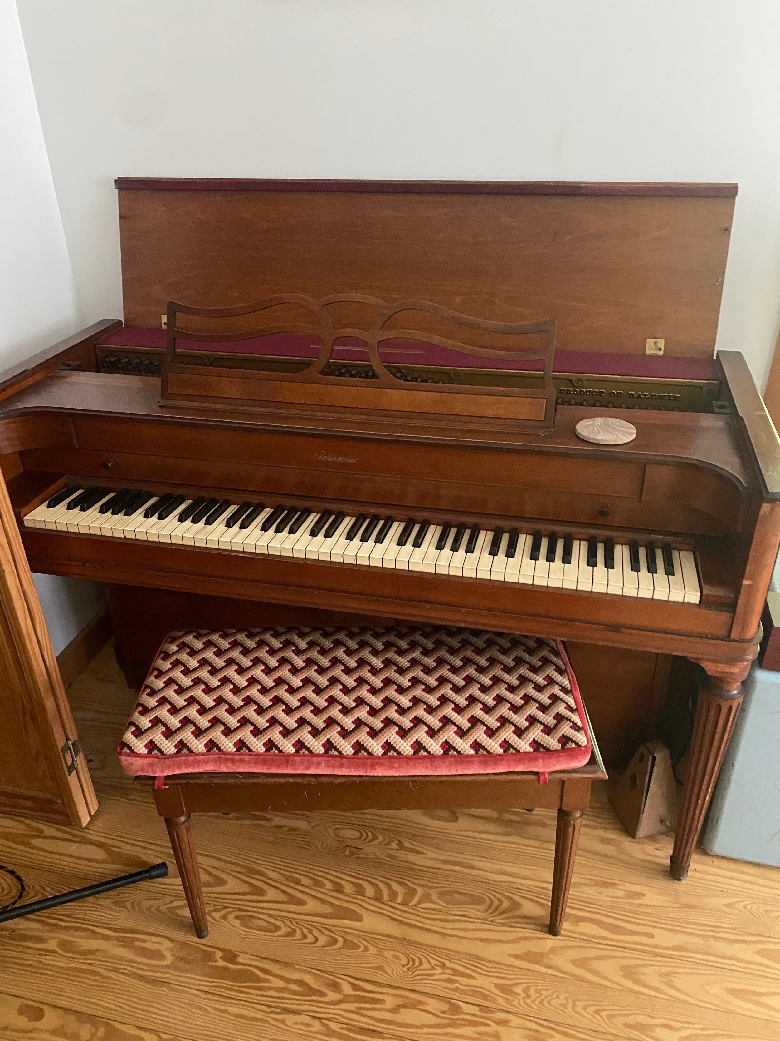 ROSE_PIANO.jpeg