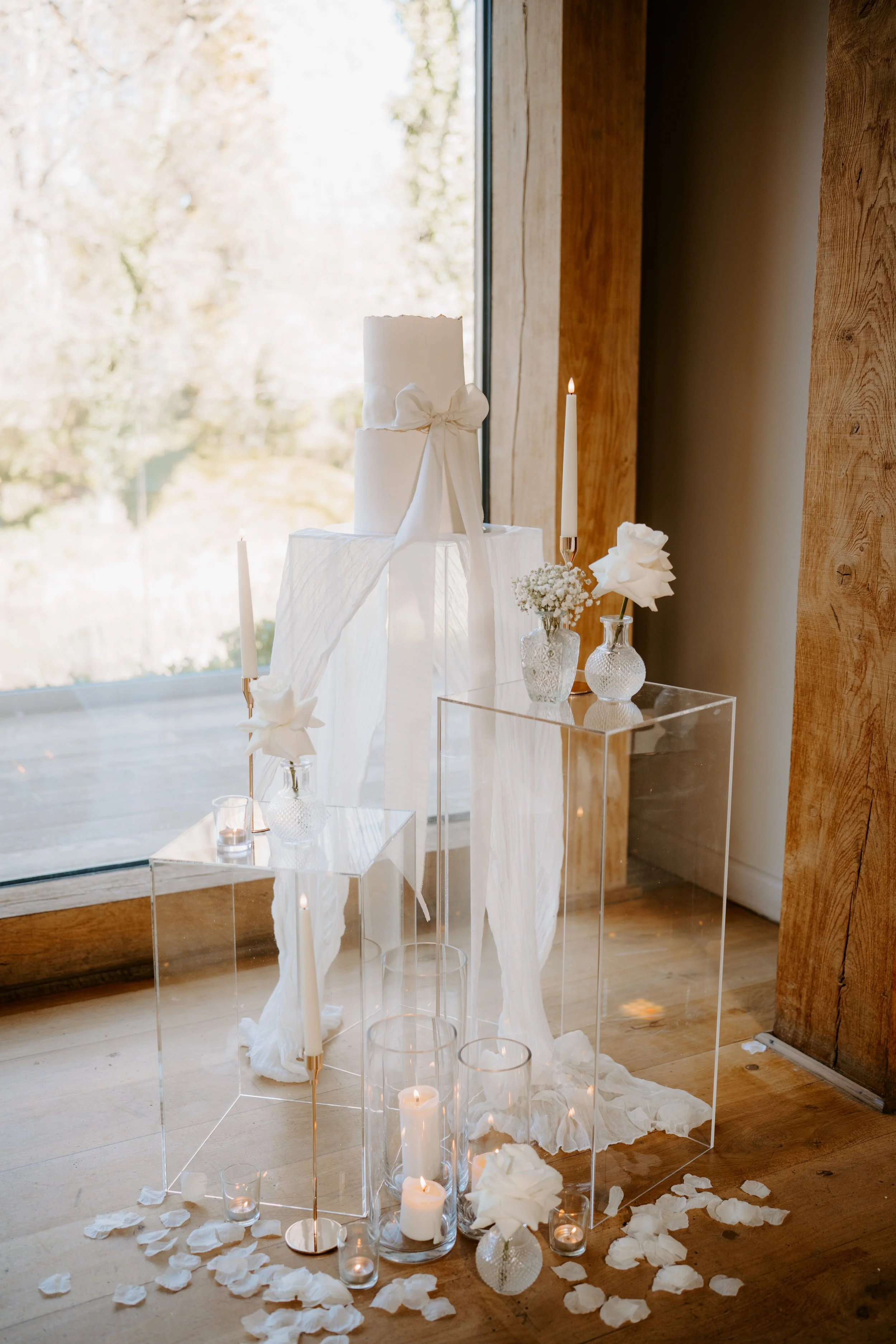wedding cake styling and decor in Staffordshire