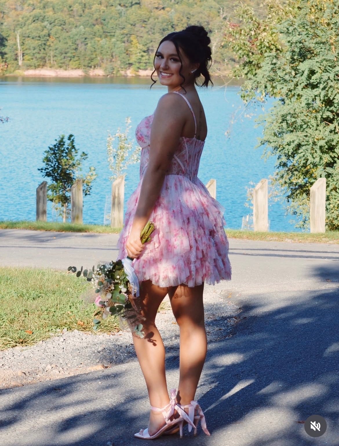 A little floral, a little flirty, and a WHOLE lot of pretty in pink! 🌸🩷

From the dreamy pink floral dress to the ribbon heels and perfectly coordinated bouquet&hellip; every little detail was giving main character energy. 🎀✨

We absolutely LOVE s