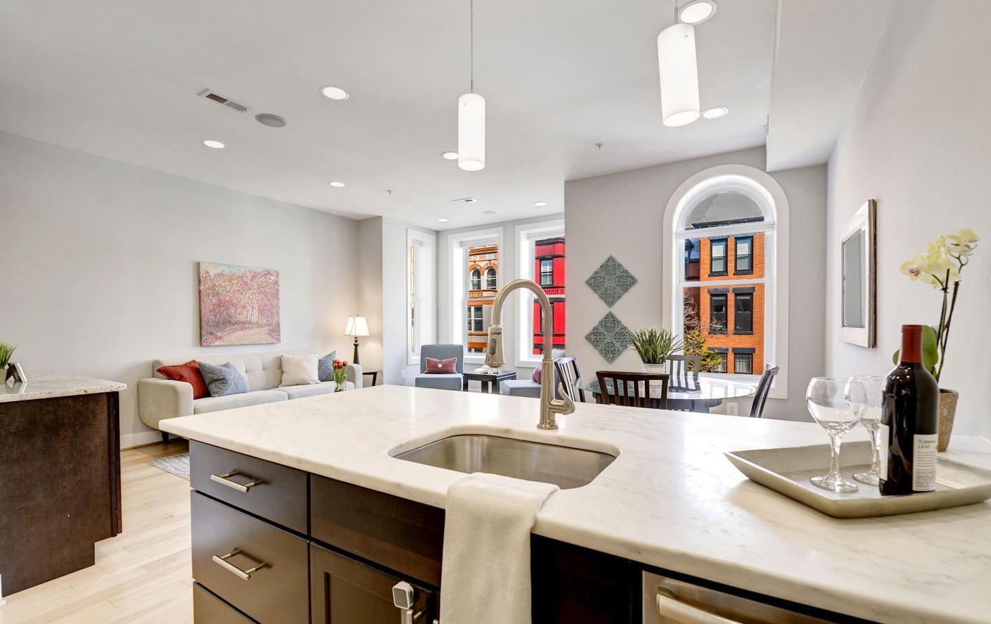 1854 Mintwood Place NW | No 8