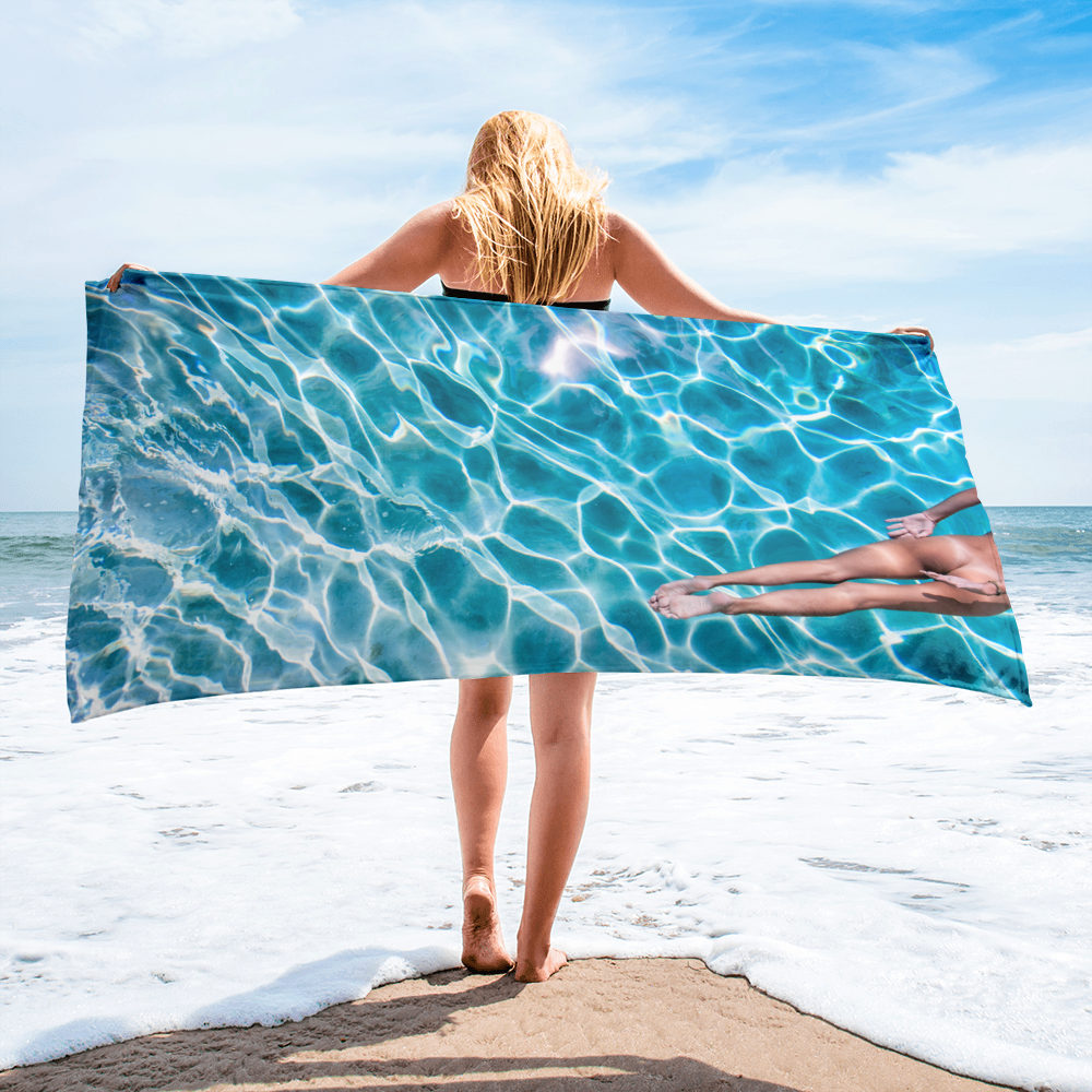 East-Beach-Blanket_Horizontal_mockup_Beach_Beach_30x60_White.png