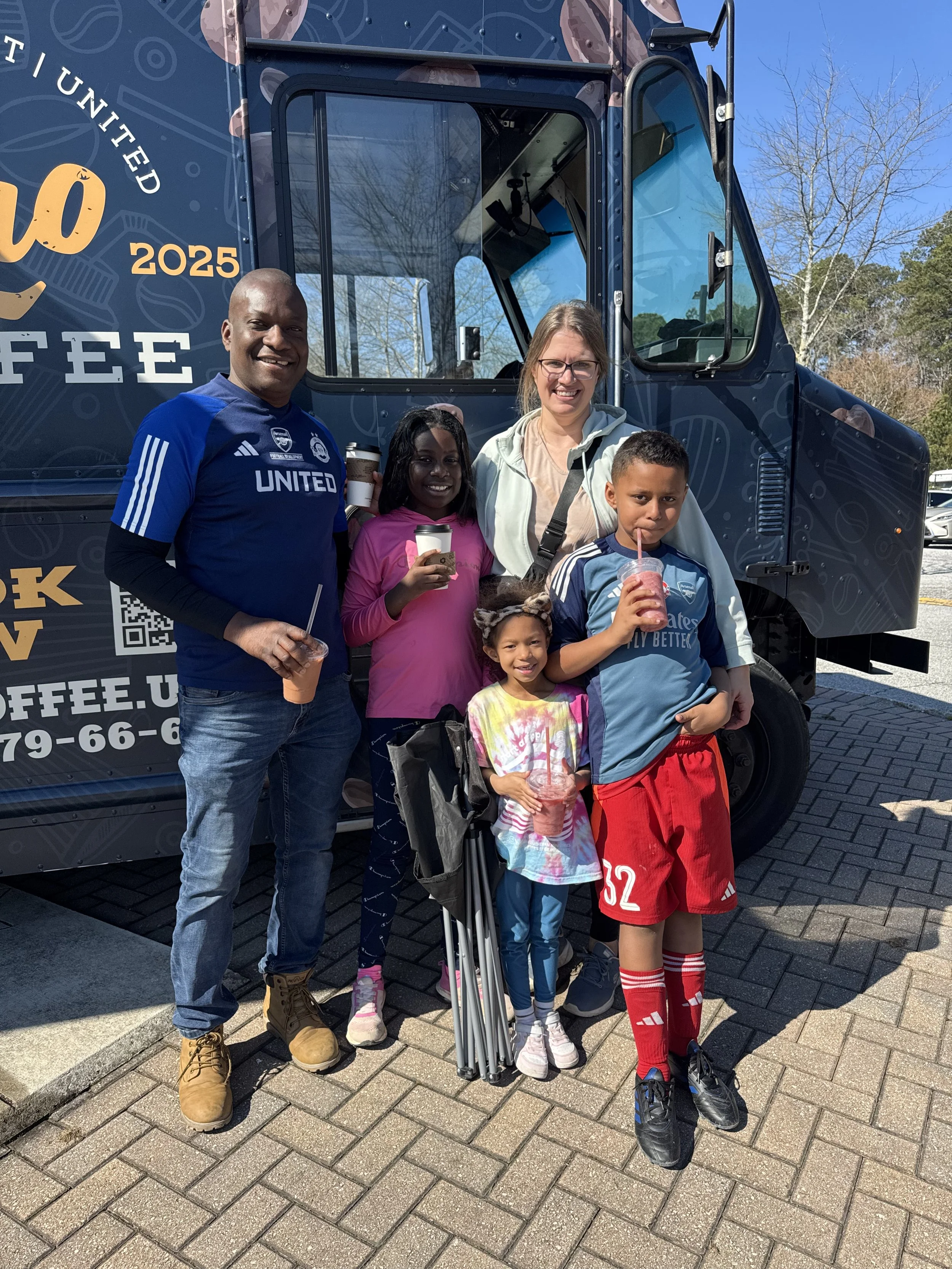 Hi! My name is Annie Homidas and I’m excited to be serving my second year on the PTO as the VP of Fundraising.  This is our family’s final “one school, one drop-off” year with kids entering grades 5th, 4th and 2nd.  I’m looking forward to another gre