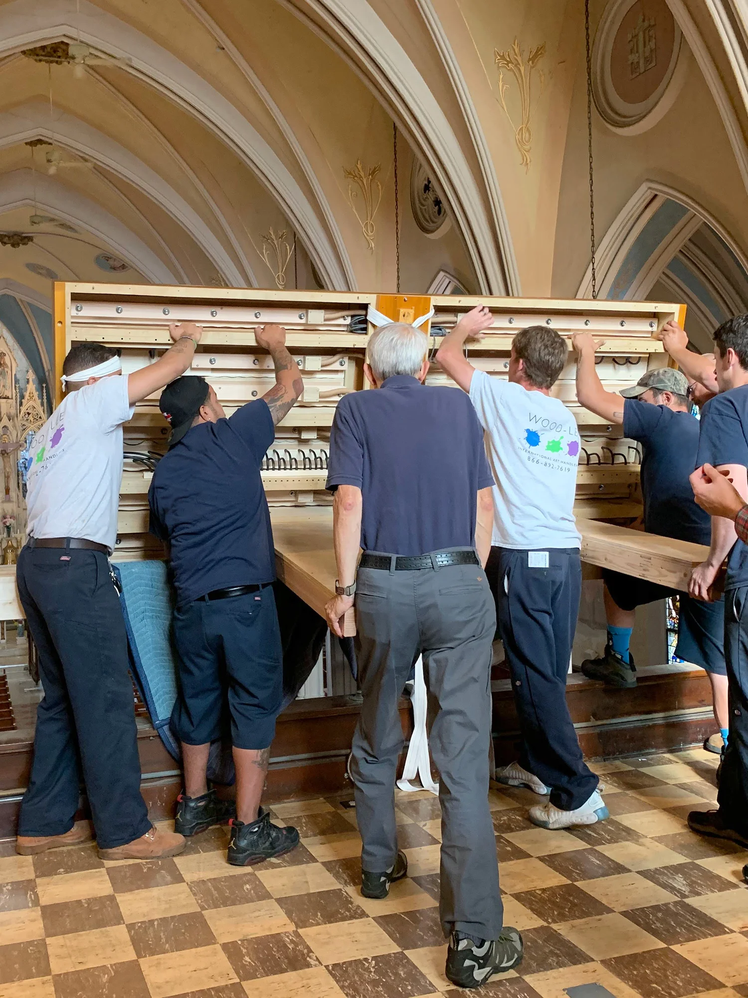 wood-lee-organ-move-v-10.jpg