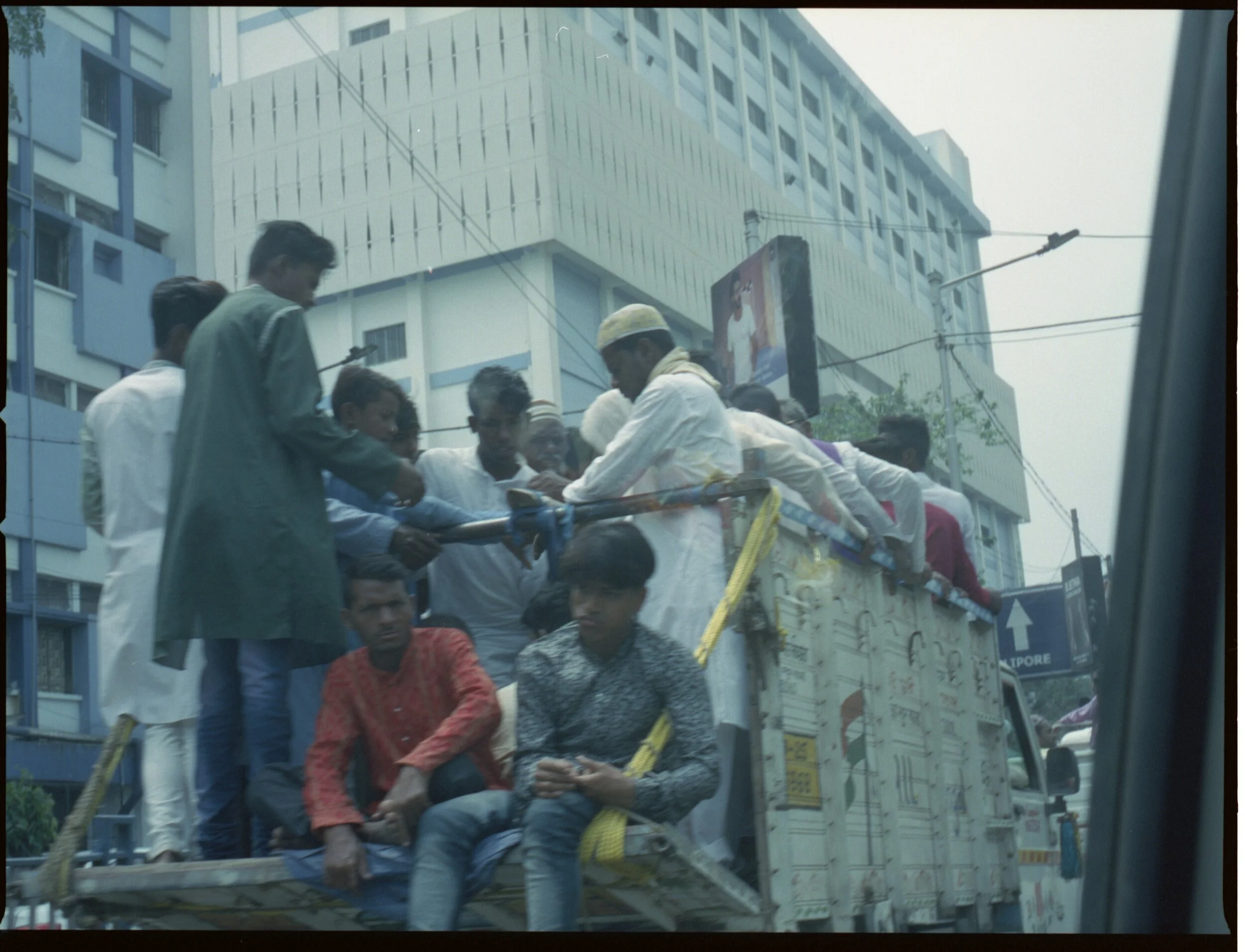 Kolkata_Cinestill800_012.jpg