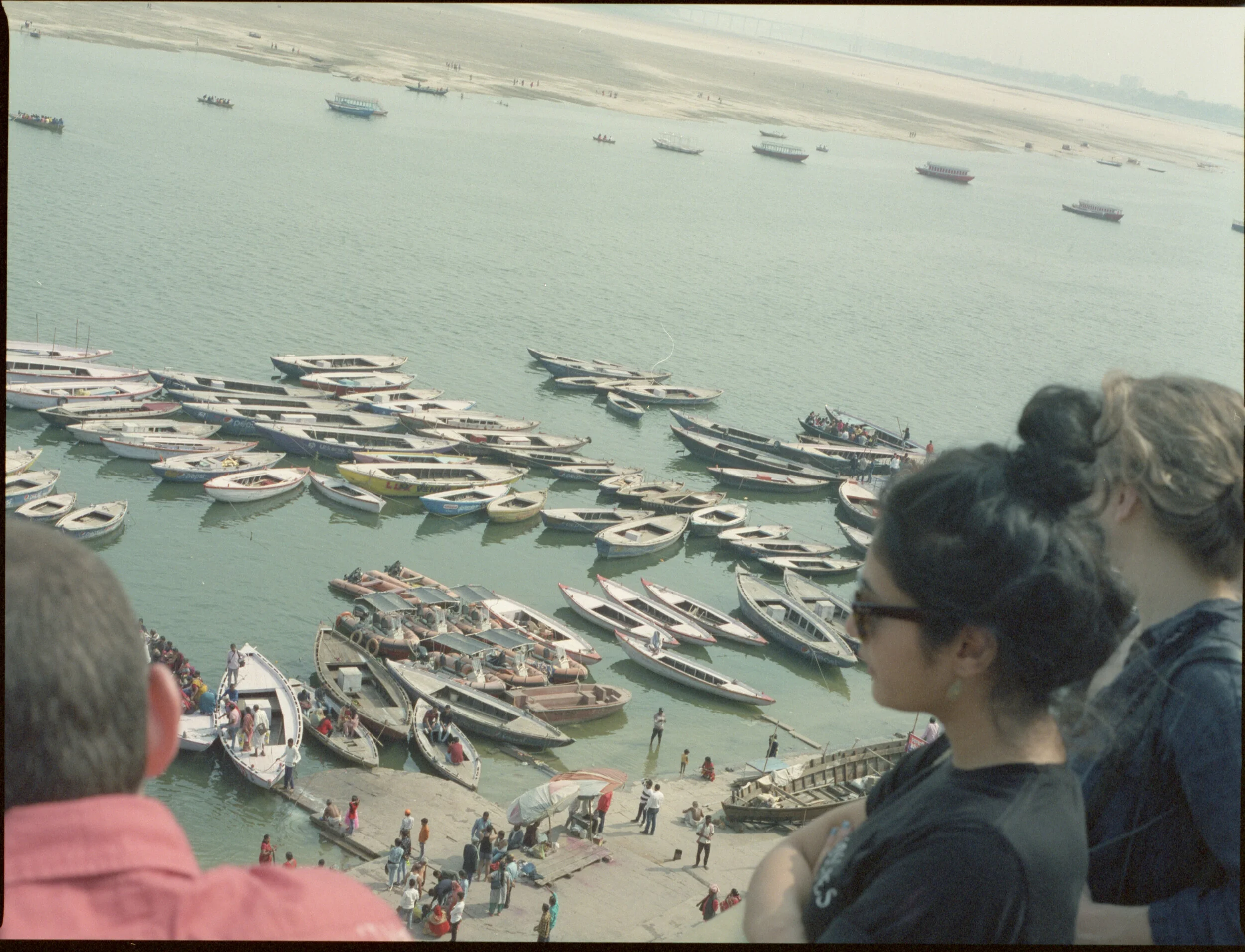 Varanasi_Cinestill800_014.jpg